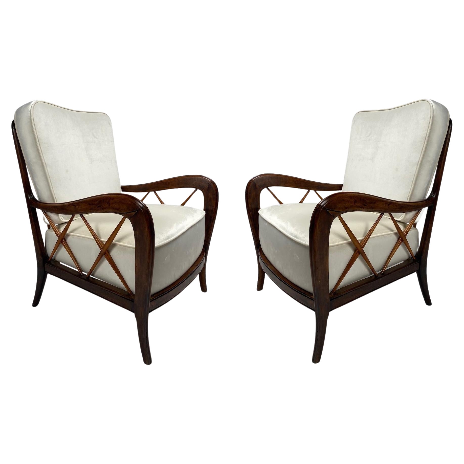 Paire de fauteuils des années 1950 dans le style de Paolo Buffa, Italie, années 1950 en vente