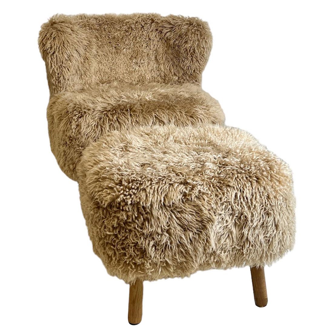 New Zealand Sheepskin Chair & Ottoman  For Sale