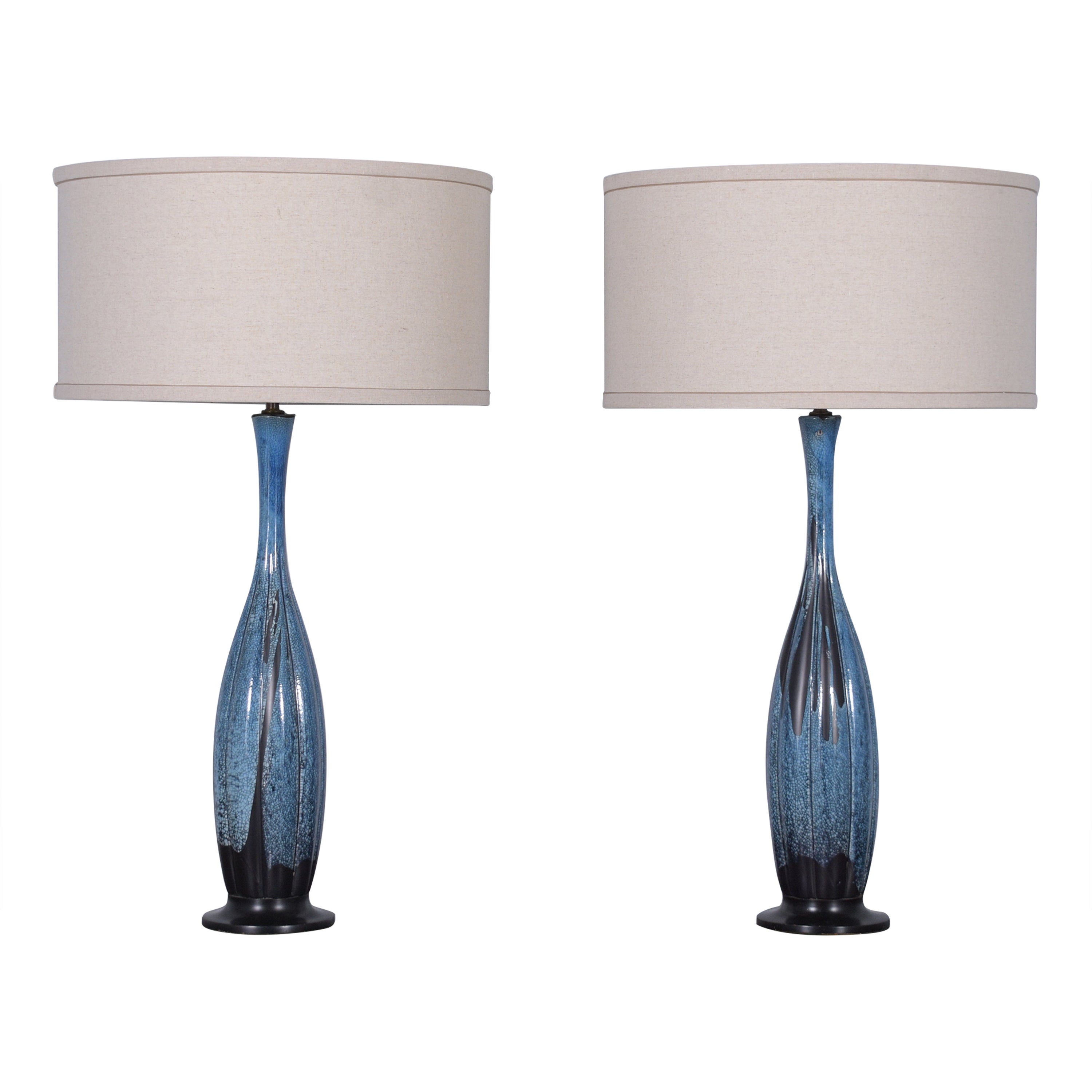 Vintage Mid-Century Porcelain Table Lamps: Timeless Elegance & Design For Sale