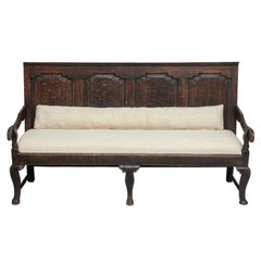 Banc d'église en chêne de mission du 19e siècle, tapissé