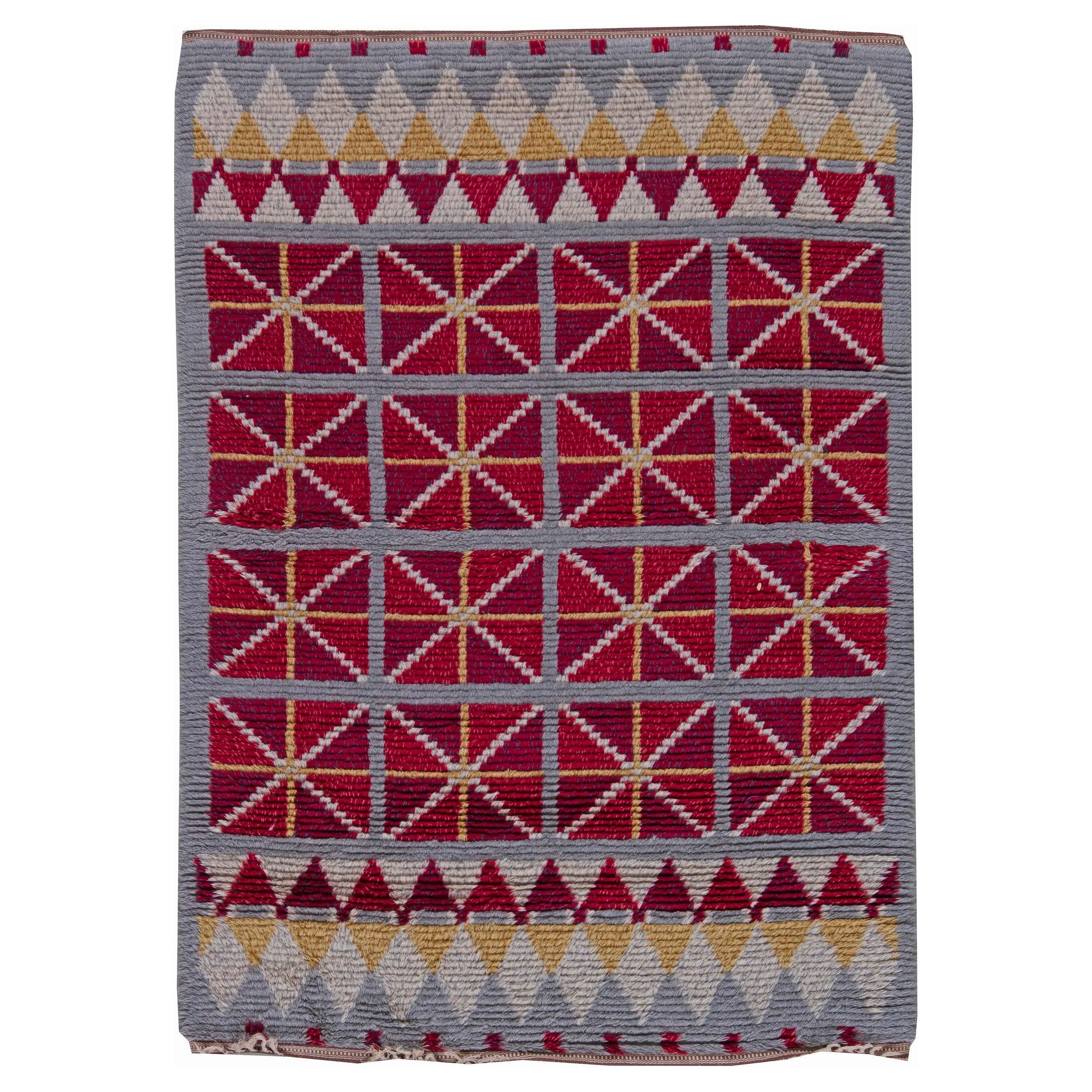 Mid-20th century Swedish Hand Knotted Wool Rug For Sale
