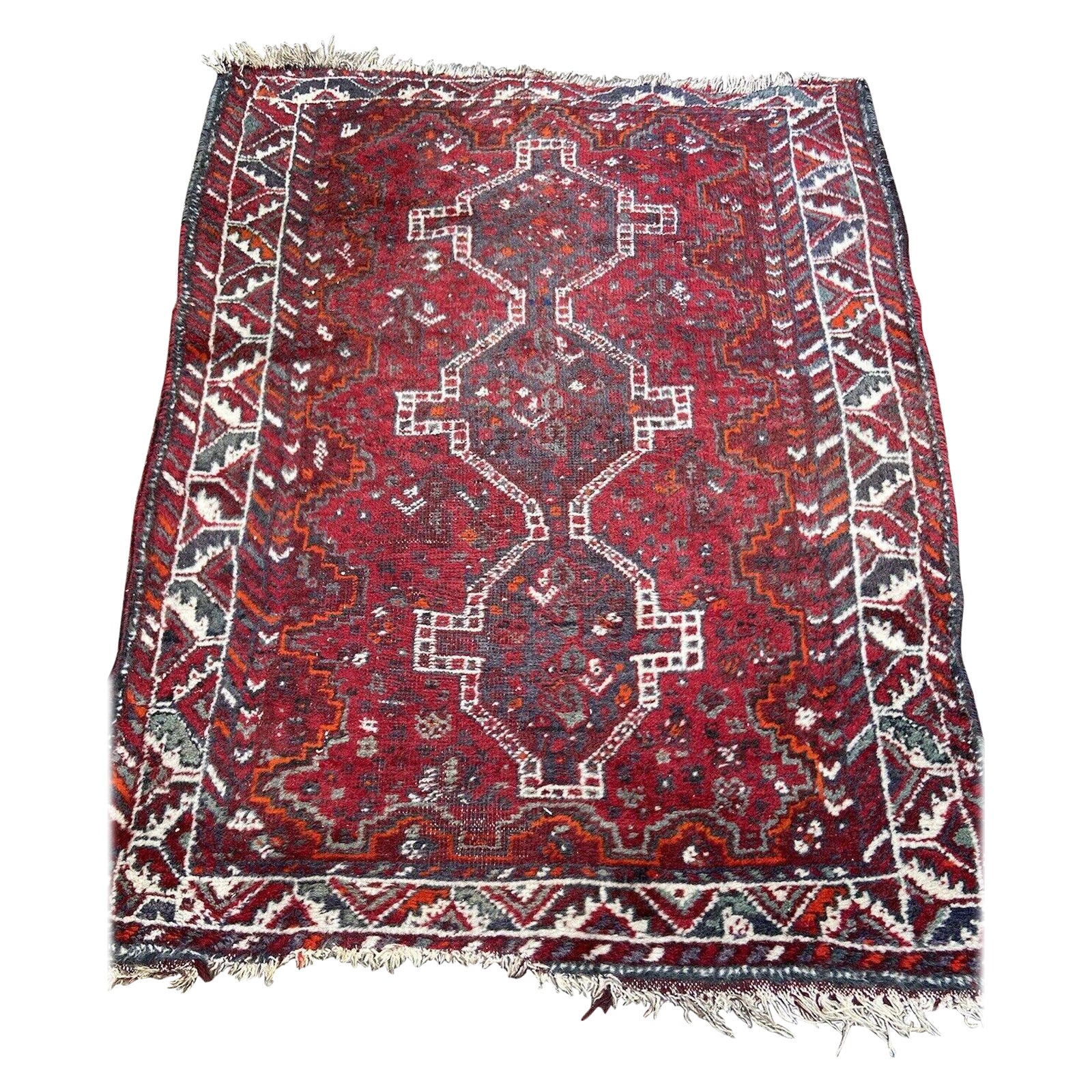 Handgefertigter Vintage Shiraz-Teppich im persischen Stil 3.9' x 5, 1940er Jahre - 1S02