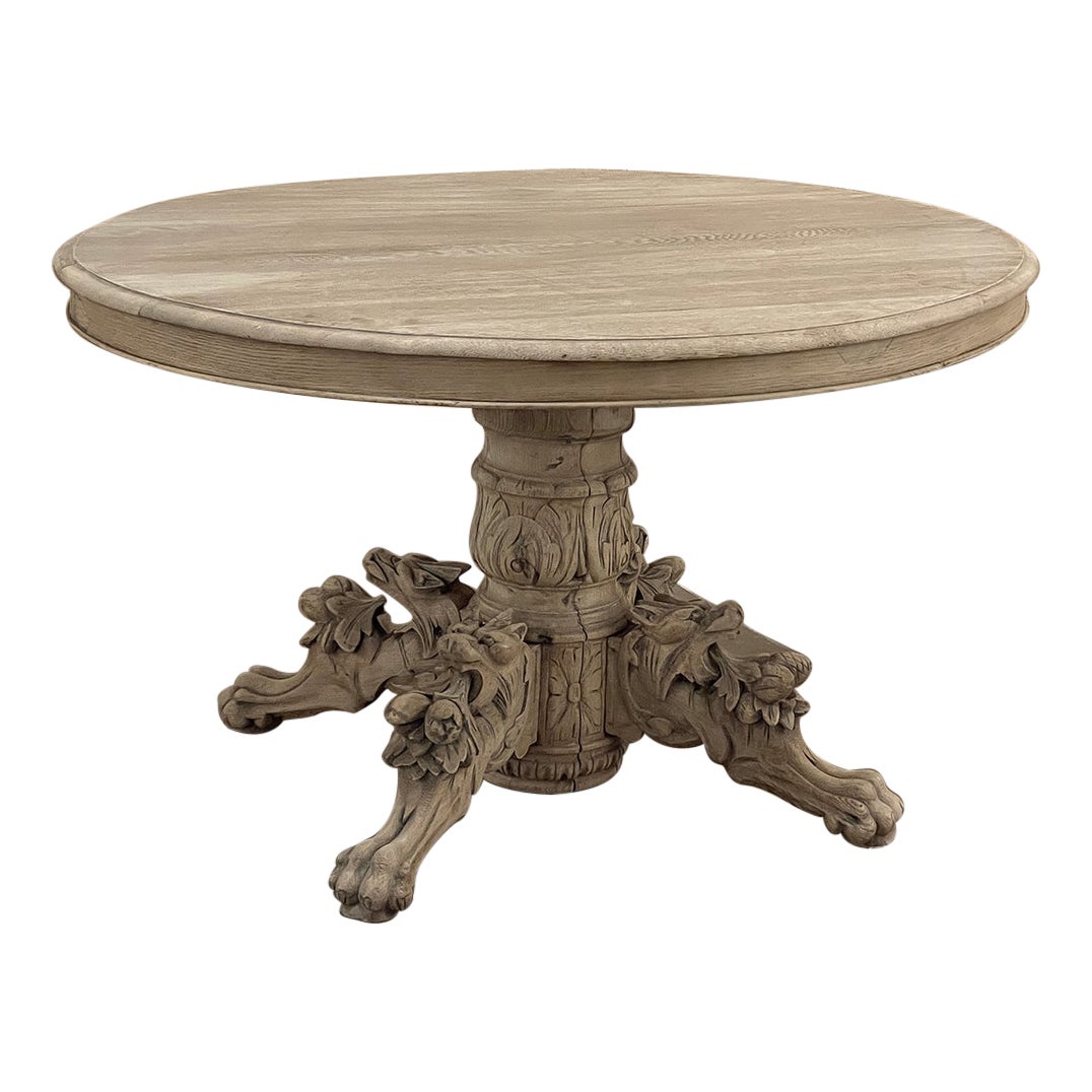 Table centrale ovale French Renaissance du 19e siècle ~ Table de salle à manger en chêne décapé en vente