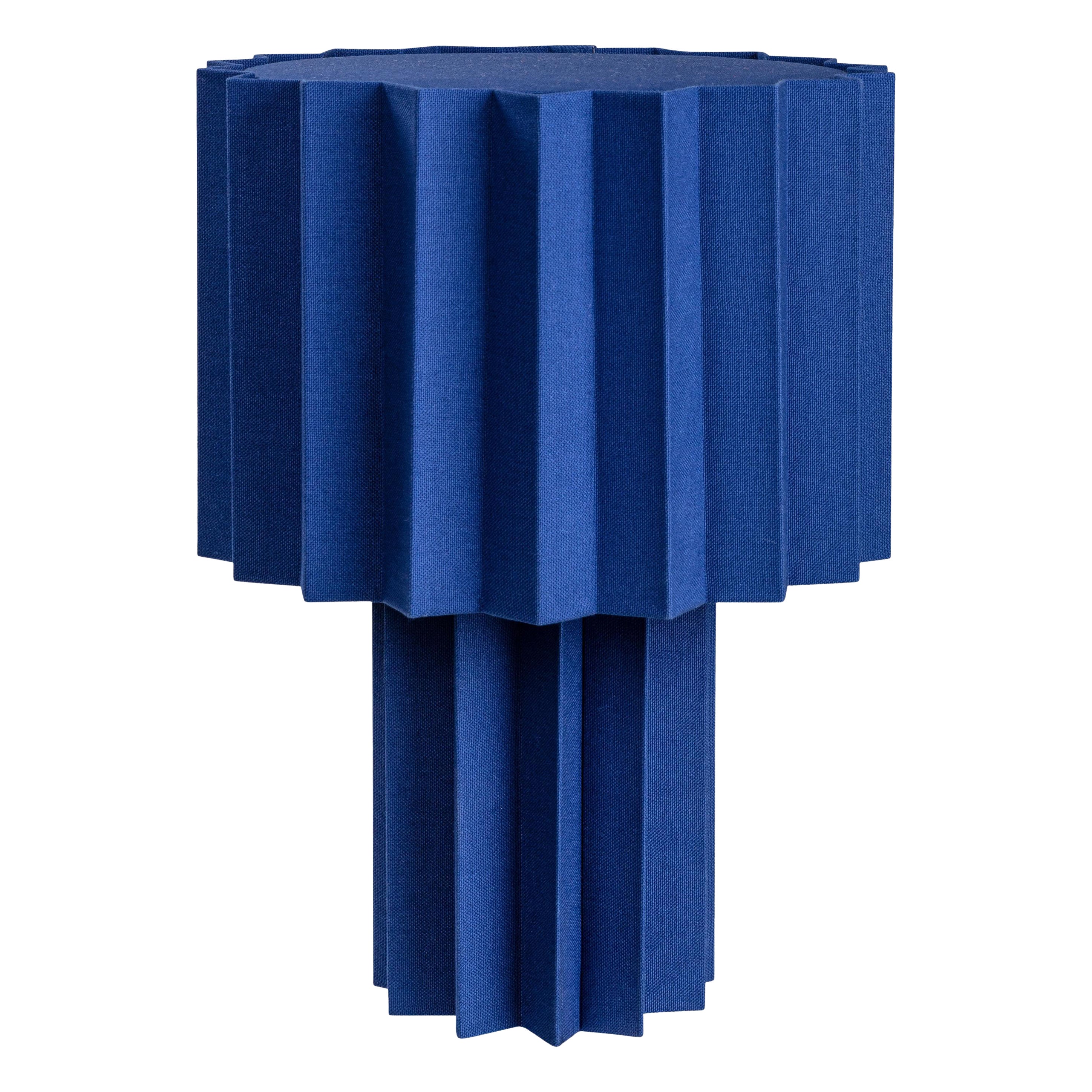 Lampada da tavolo in tessuto plissettato 'Plissé Blue Edition' di Folkform per Örsjö