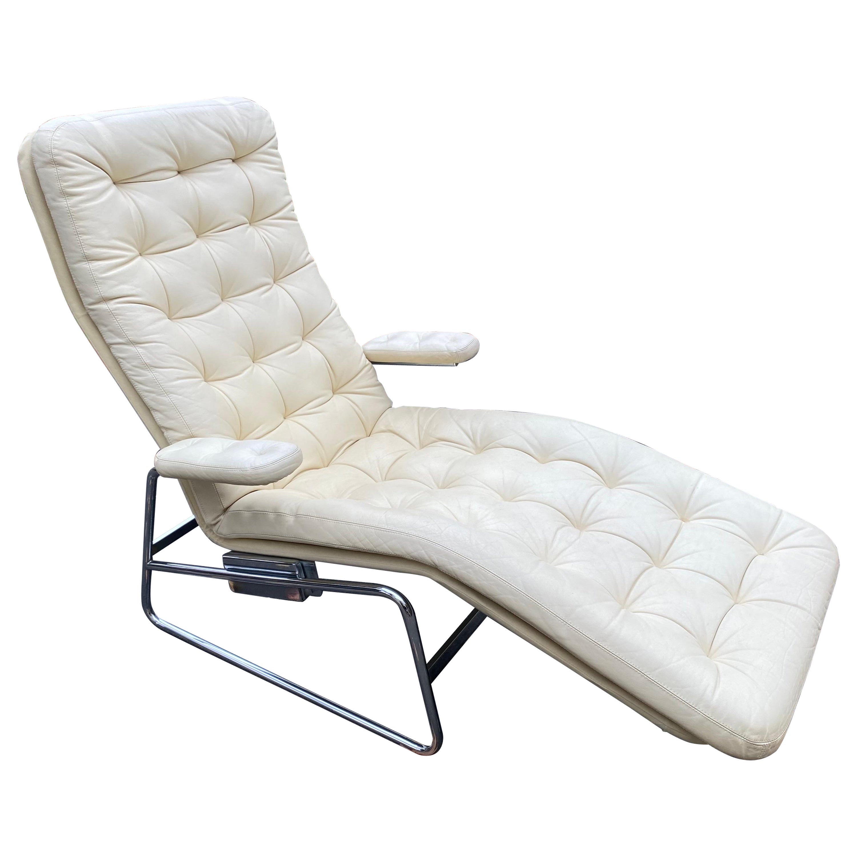 Sam Larsson "Fenix" for Dux Chaise Lounge Chair