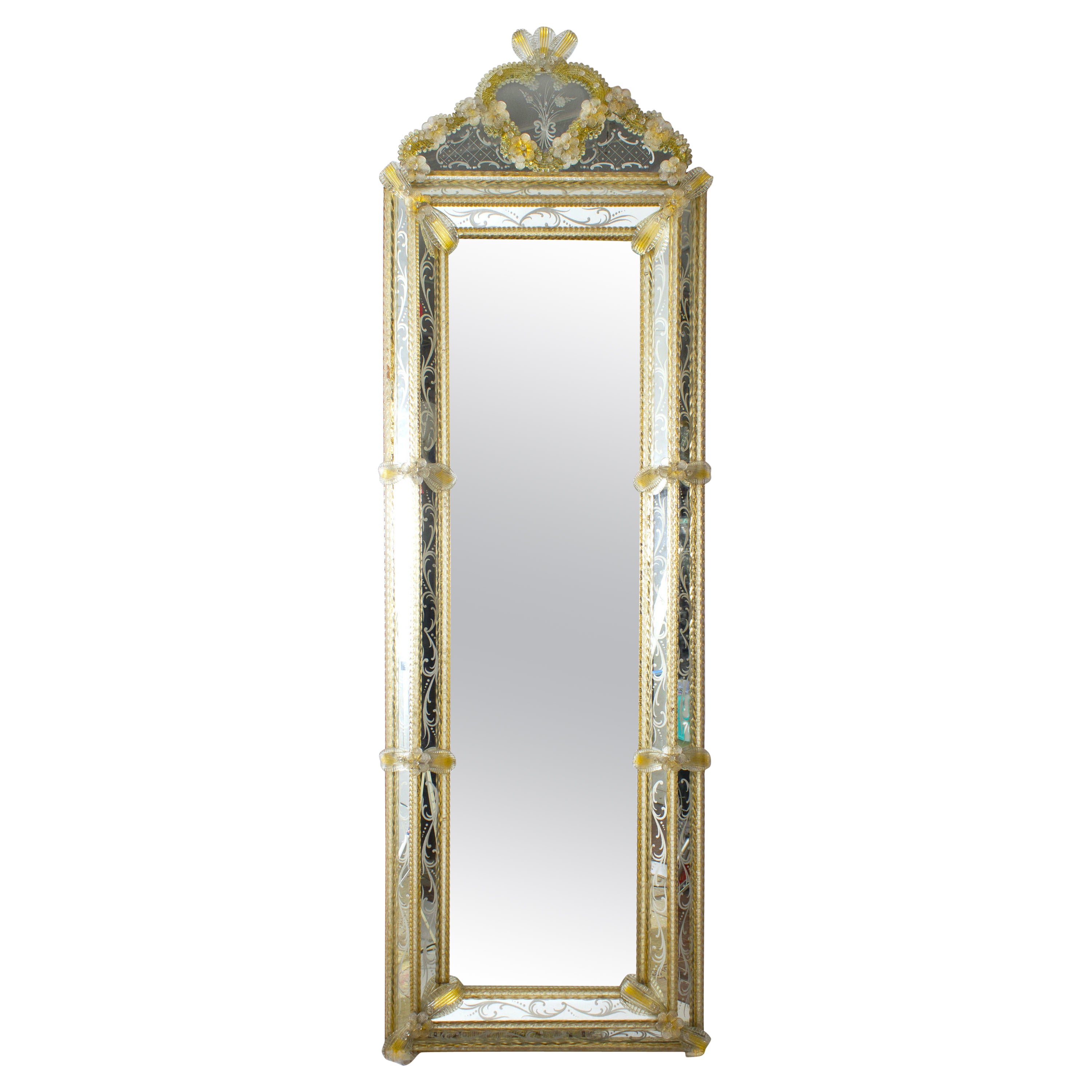 Superbe miroir vénitien mi-siècle Murano 1960' en vente