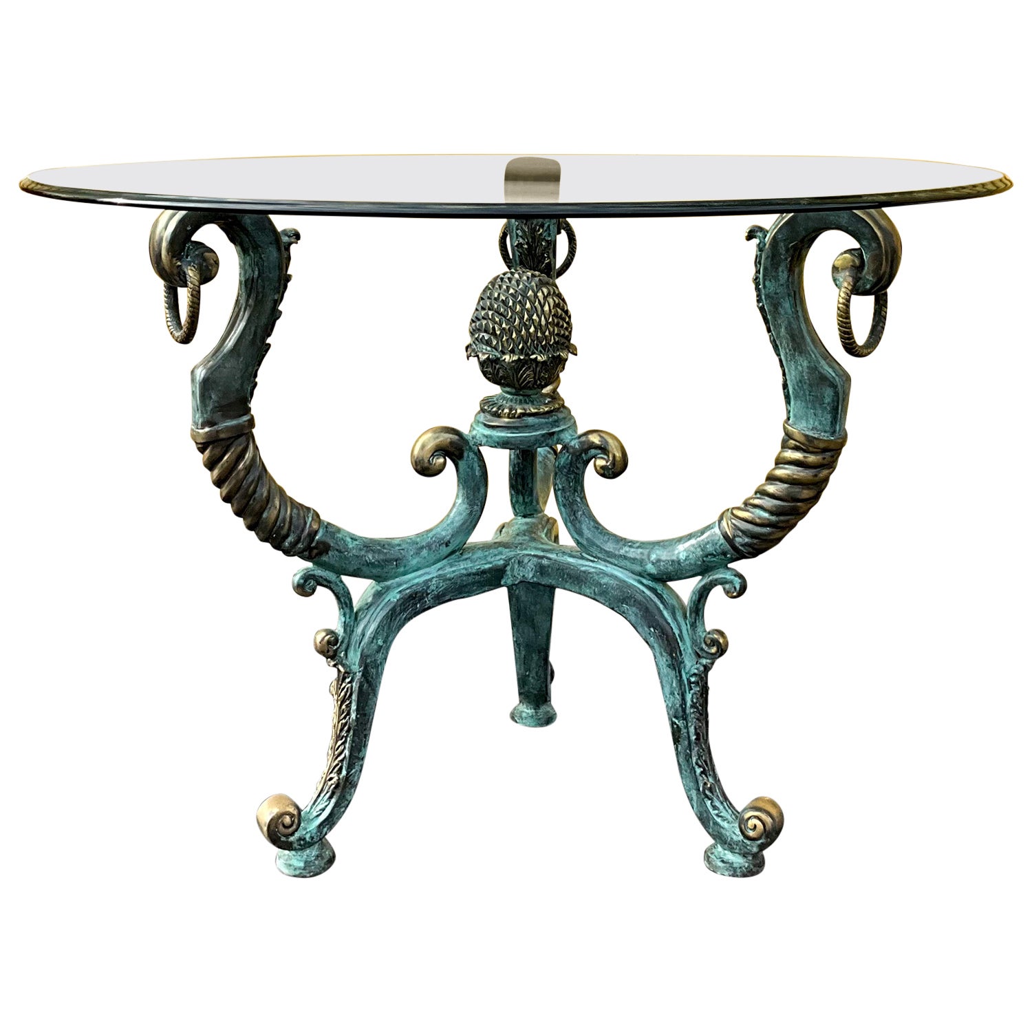 Style néoclassique Laiton patiné / Bronze  Table centrale ou de salle à manger par LaBarge en vente