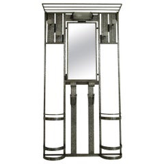 Art Deco Wrouth Eisen Kleiderschrank mit Spiegel und Licht