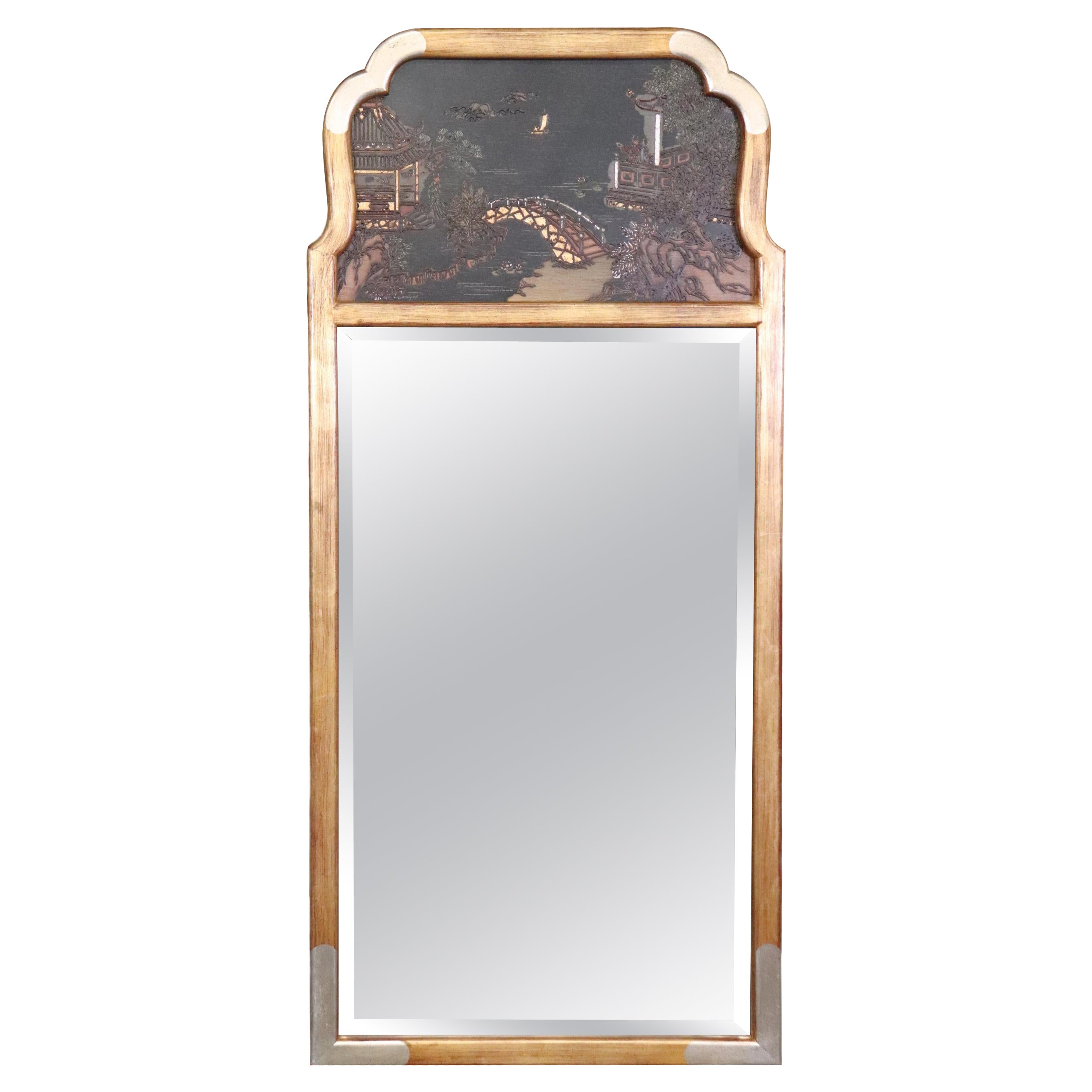 Magnifique miroir chinoiserie LaBarge avec feuille d'or et lignes sophistiquées