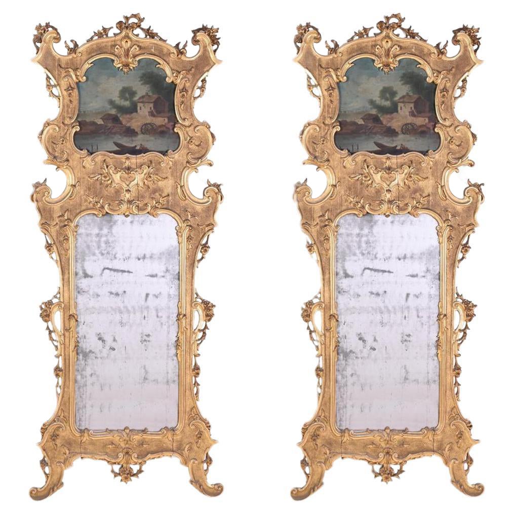 Paire de miroirs de pilier Trumeau en bois doré du 19ème siècle avec plaques comparées d'époque en vente