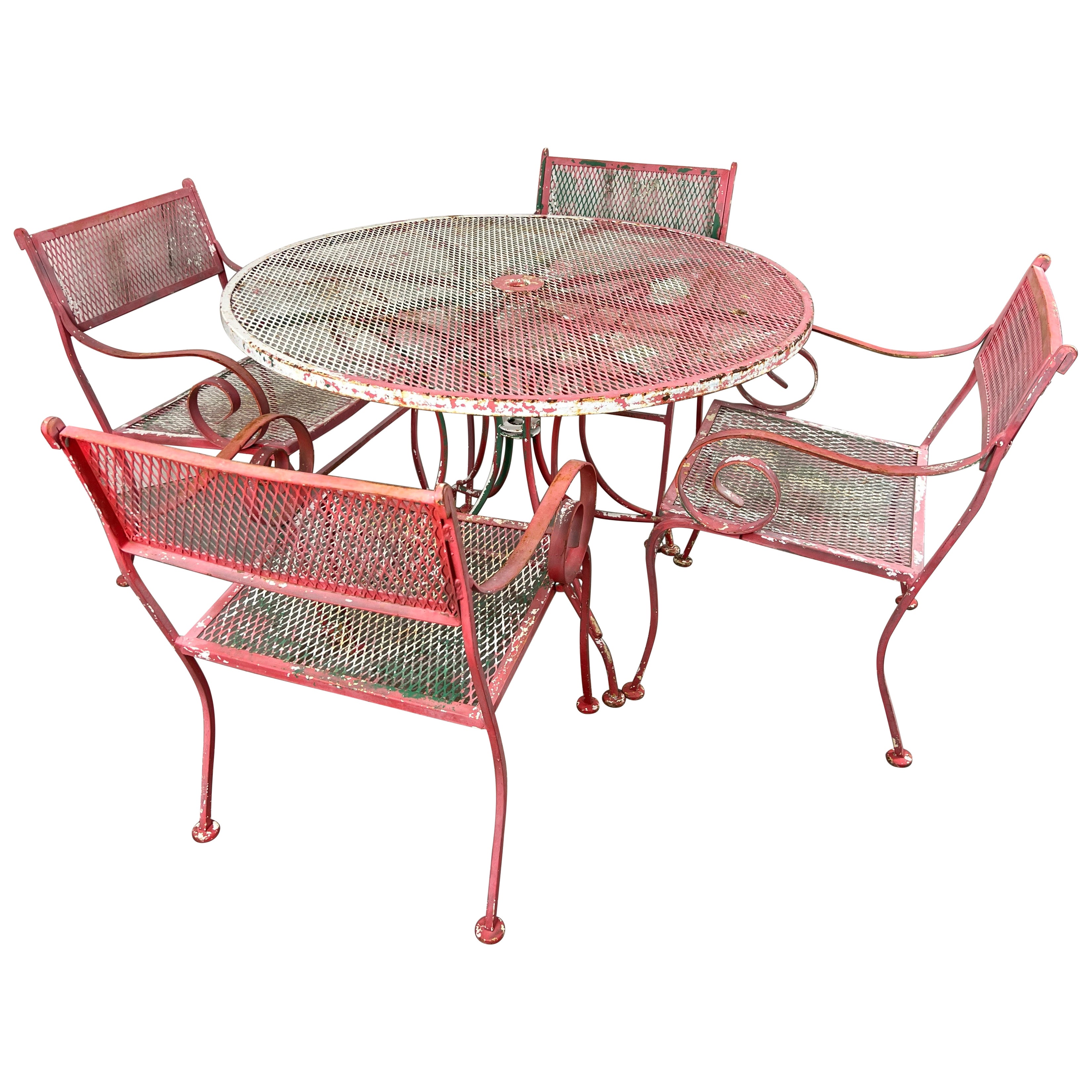 Mesa de Patio Woodard de 5 Piezas y Cuatro Sillas