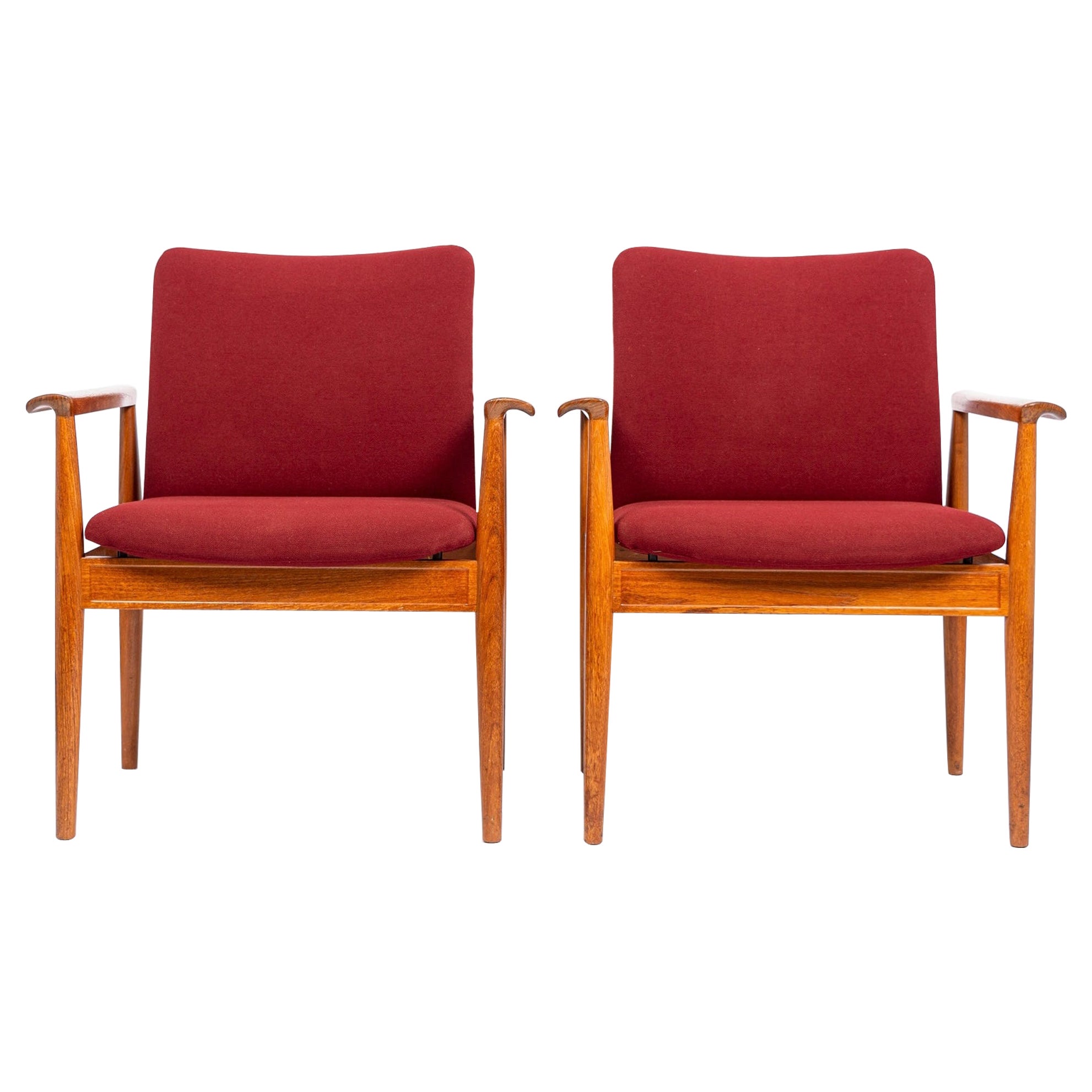 Mid Century Danish Red Diplomat Chairs by Finn Juhl for France & Daverkosen For Sale