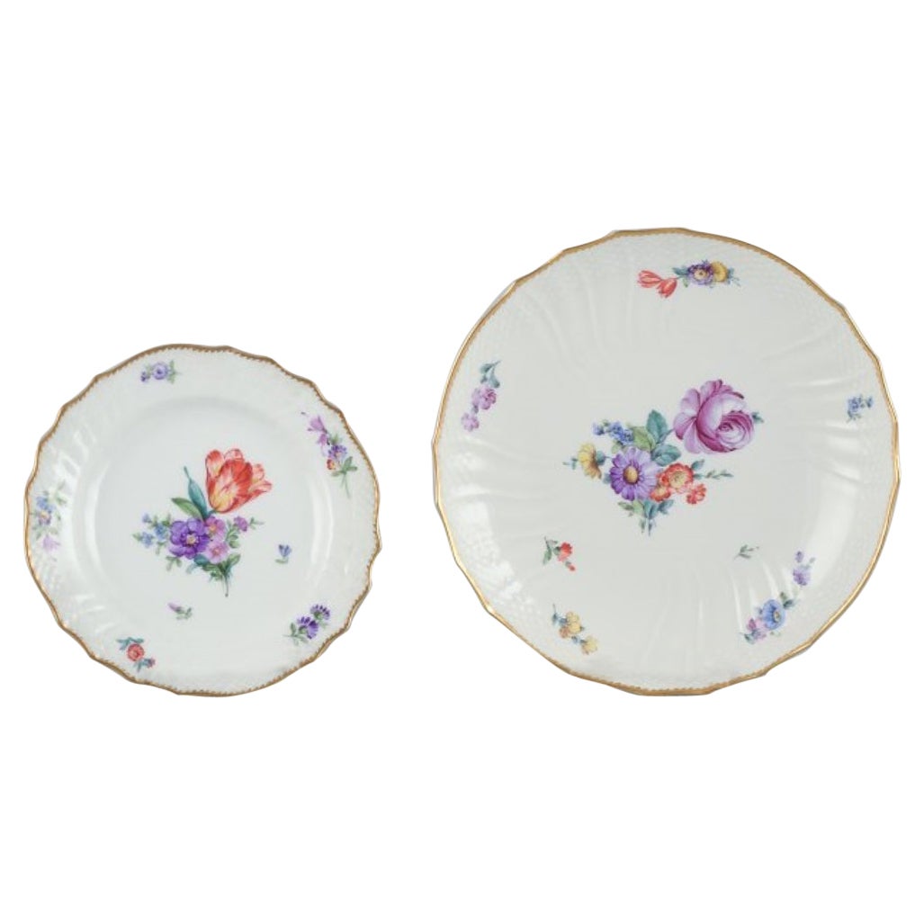 Royal Copenhagen, Saxon Flower, a bowl and a plate in porcelain. For Sale