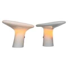 Paar Tischlampen aus weißem Opalglas von Vistosi