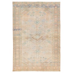 Geometrischer 1930er handgefertigter Josheghan Teppich aus persischer Wolle in Beige