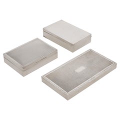 Kollektion von Silberschachteln