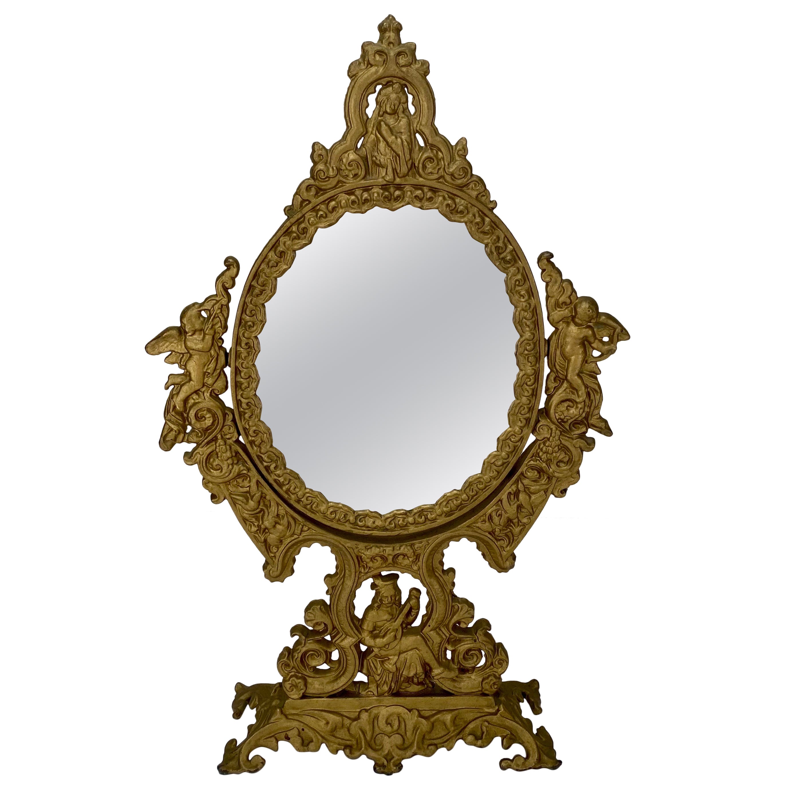 Ovaler französischer viktorianischer Schminktischspiegel aus vergoldeter Bronze mit Putten  im Angebot