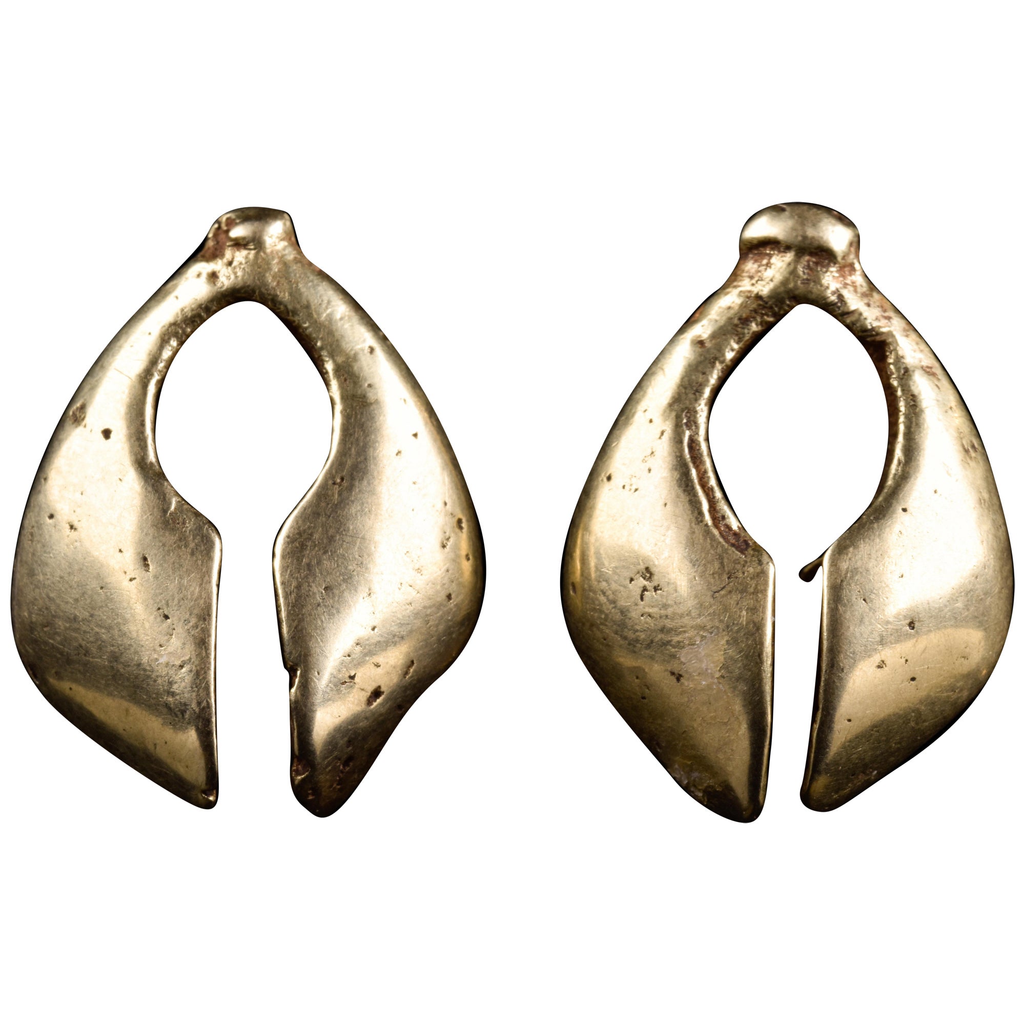 Bronze Age Matched Pair of Gold Earrings For Sale