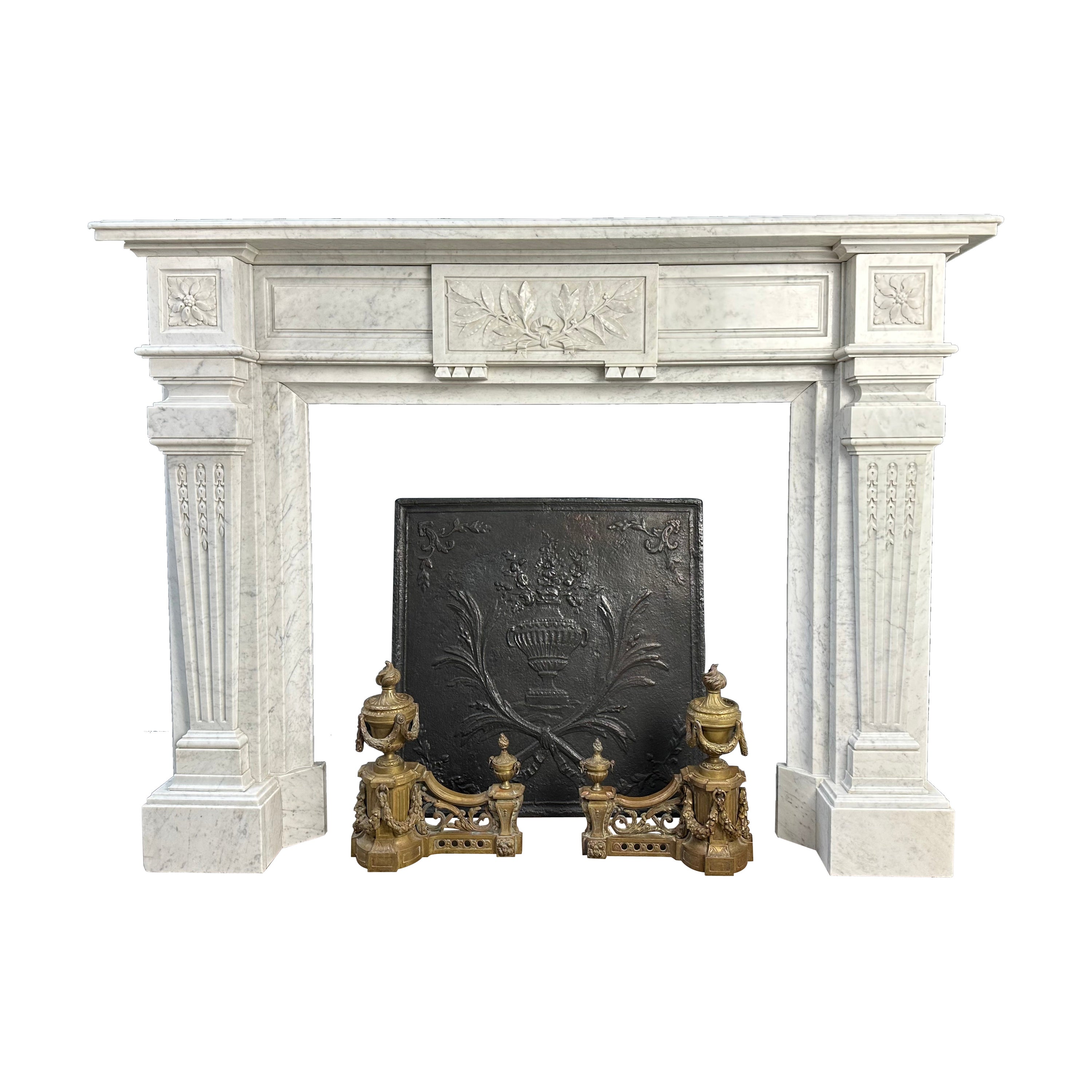 Magnifique entourage de cheminée ancienne en marbre de Carrare de style Empire - Livraison gratuite en vente