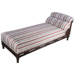 Antikes viktorianisches Eastlake-Mahagoni-Tagesbett Chaise Lounge Fainting Couch Recamier aus Mahagoni