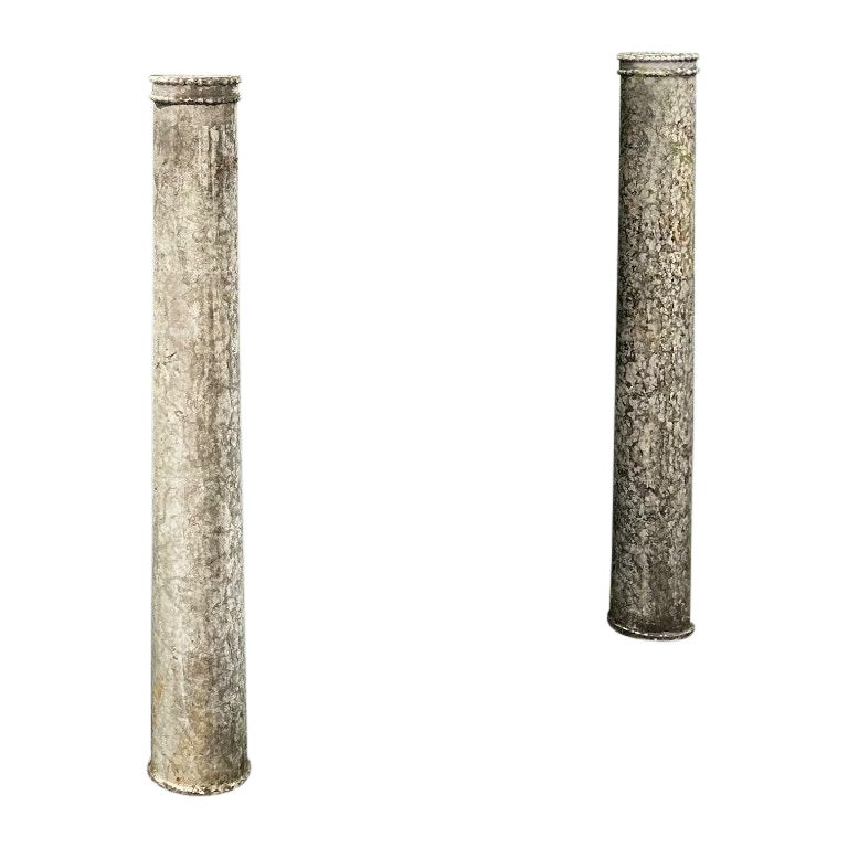 Paire de colonnes de pierre Istrian, Venise 16ème siècle en vente