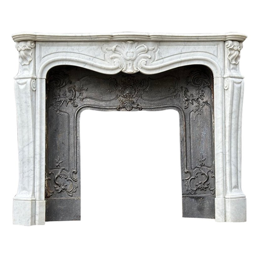 Louis XV Style Fireplace In Carrara Marble, Cast Iron Hearth, 19th Century For Sale