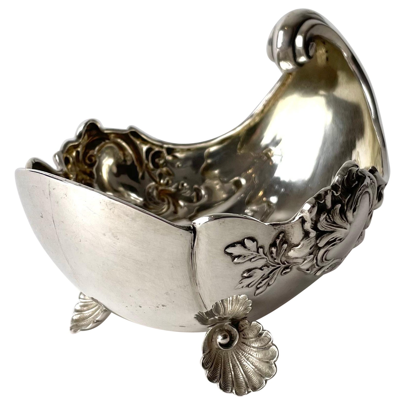 Magnifique bol à bonbons en argent en forme de coquillage du milieu du 19ème siècle