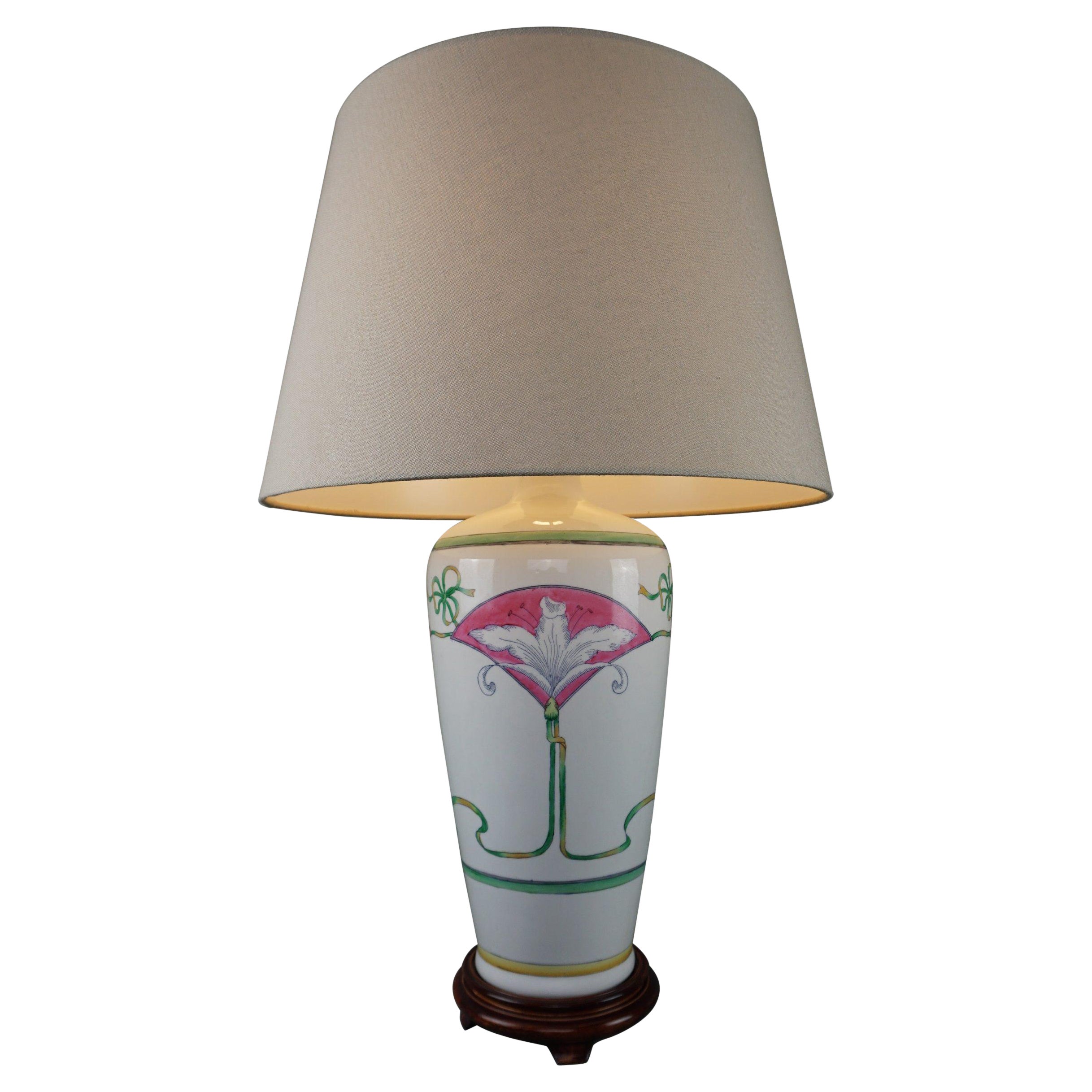 Beautiful painted white ceramic table lamp For Sale