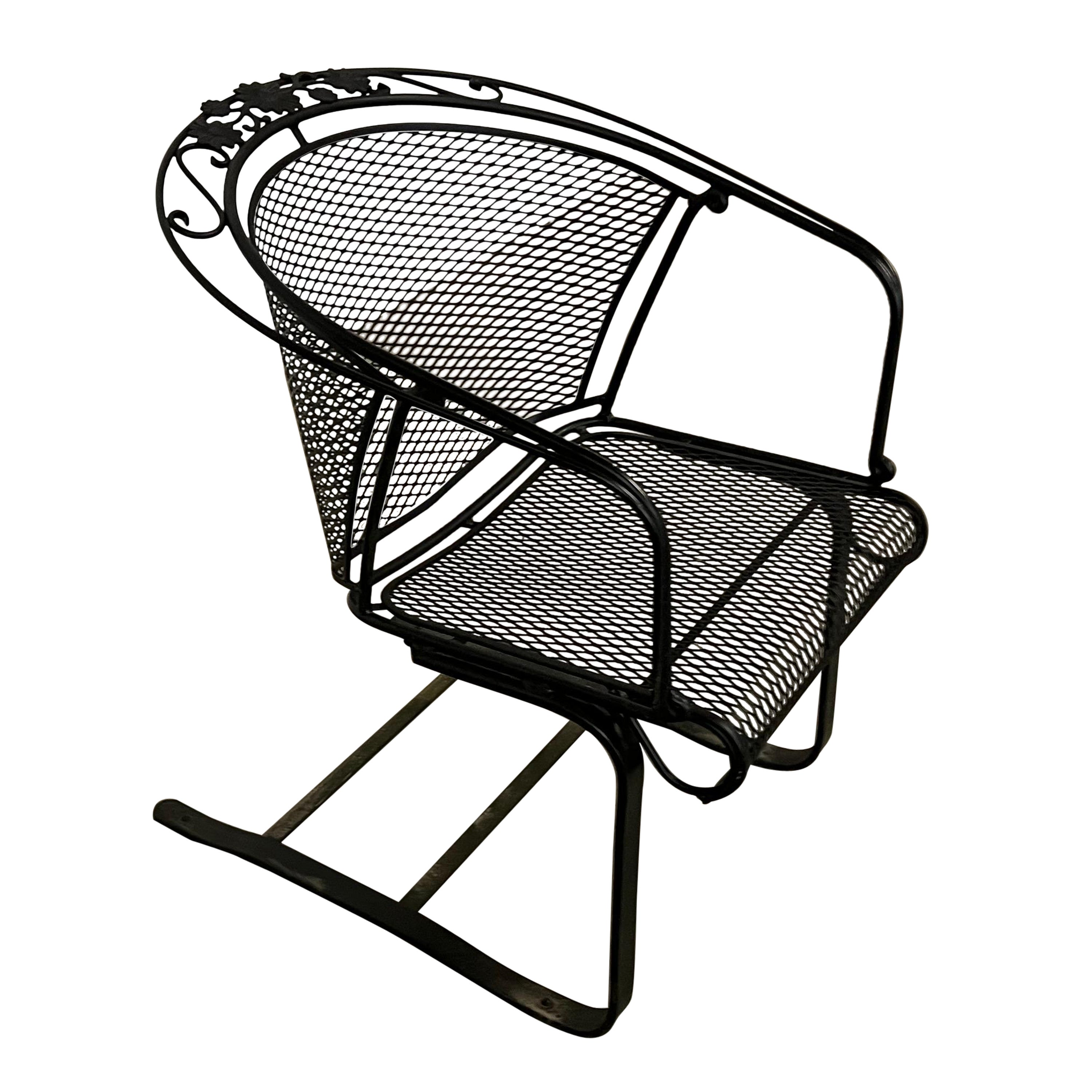 Vintage Mid-Century Salterini Curve Back Outdoor Cantilever/Springer Arm Chair en vente