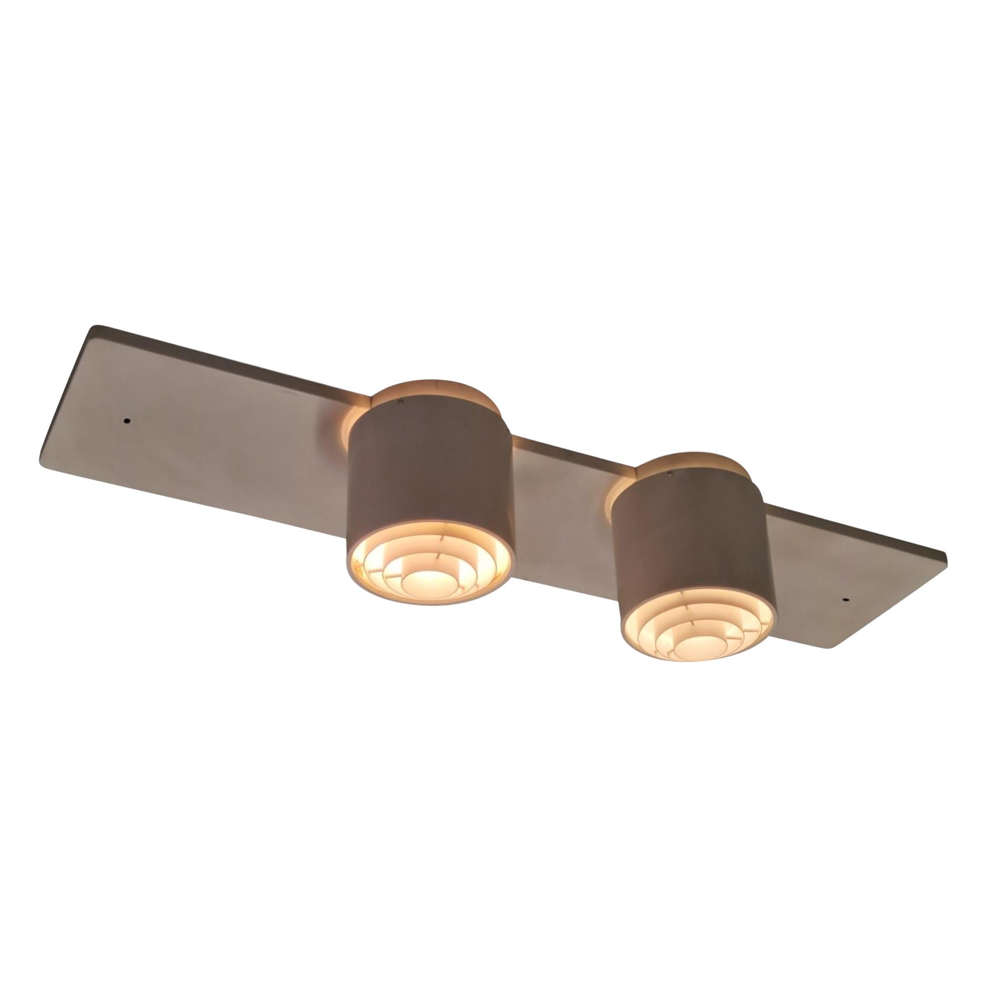 This lamp is perfect for Kitchens, counter tops, window fronts, or as lighting for painting walls. It can even be used on the outside balcony for example.
This ceiling lamp came from the Stora Enso building which is situated right next to the
