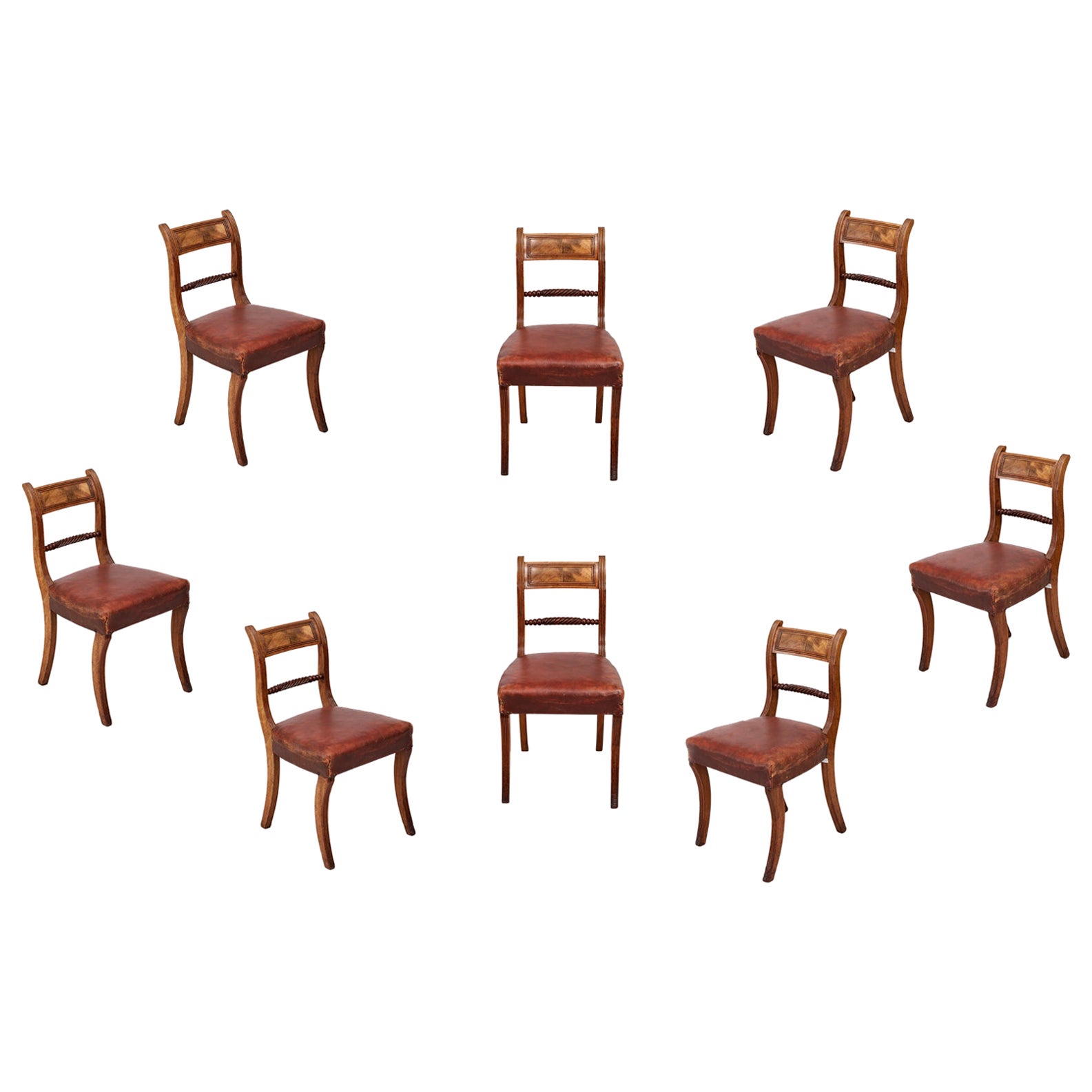 Ensemble de huit chaises de salle à manger d'époque Régence, 19e siècle