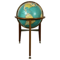 Globe mondial enluminé attribué à Edward Wormley