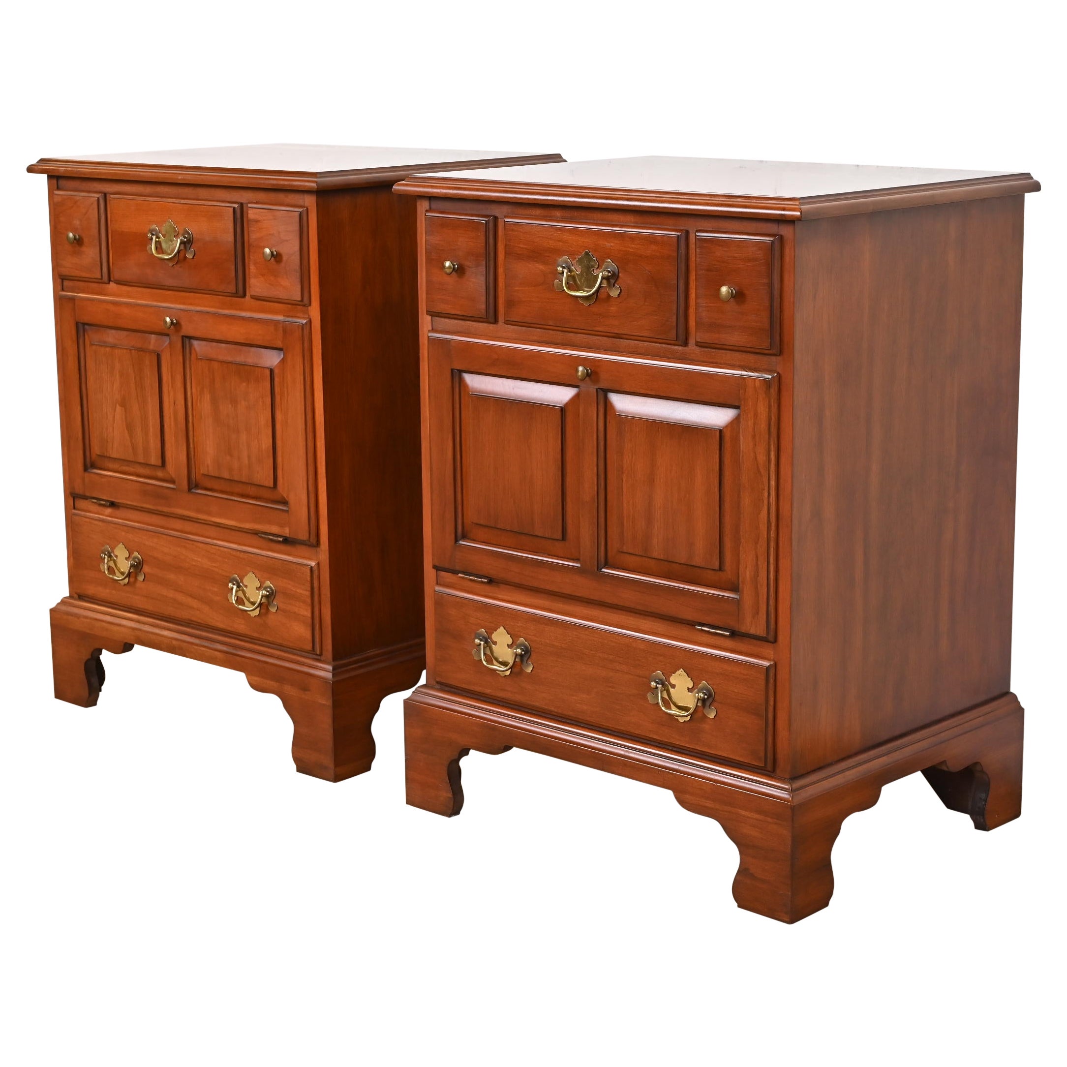 Henkel Harris American Colonial Solid Cherry Wood Bedside Chests, Pair For Sale