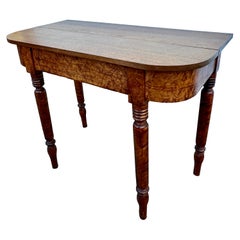 Table console en érable piqué du 19e siècle