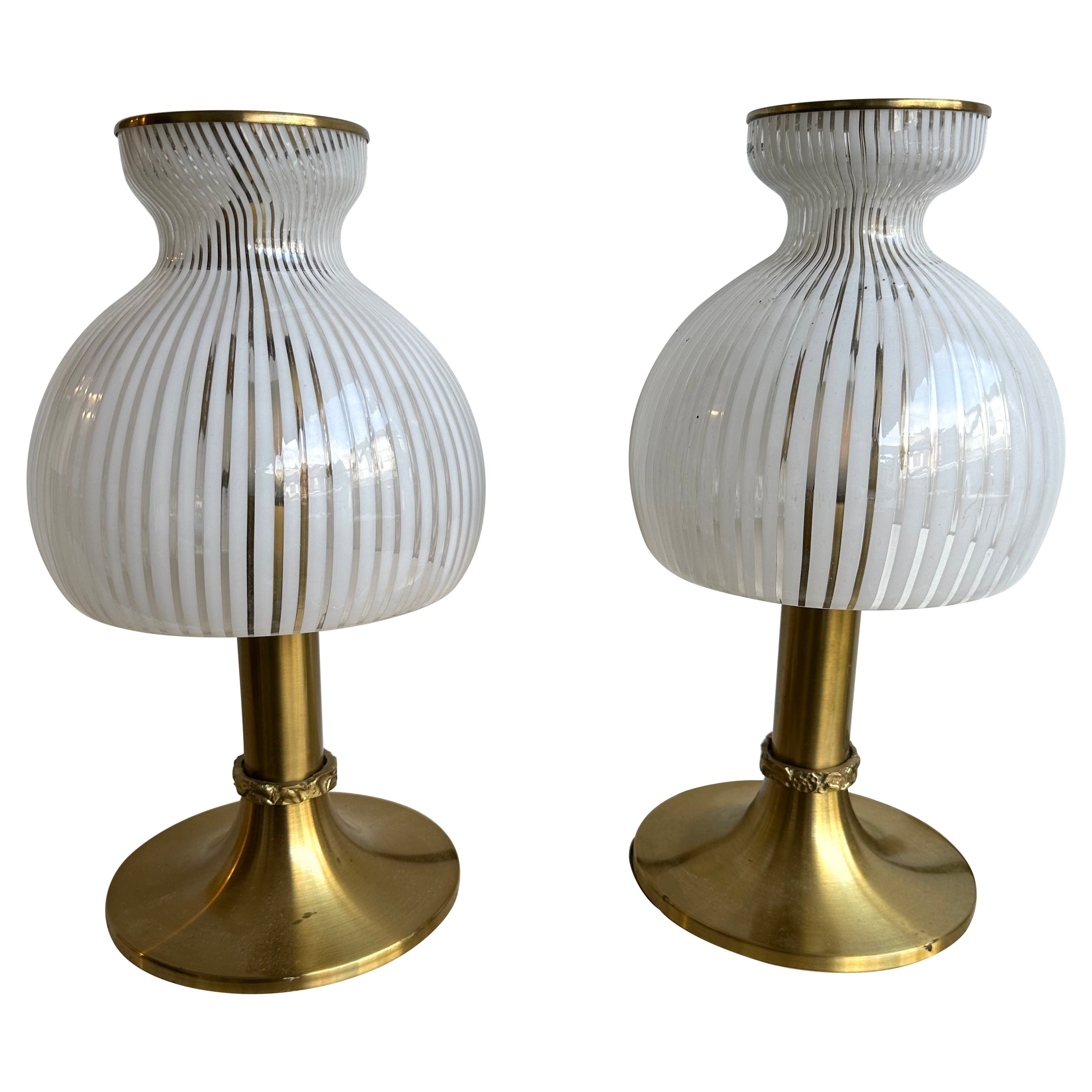 Paire de lampes en laiton et verre de Murano par Angelo Brotto pour Esperia. Italie, 1970