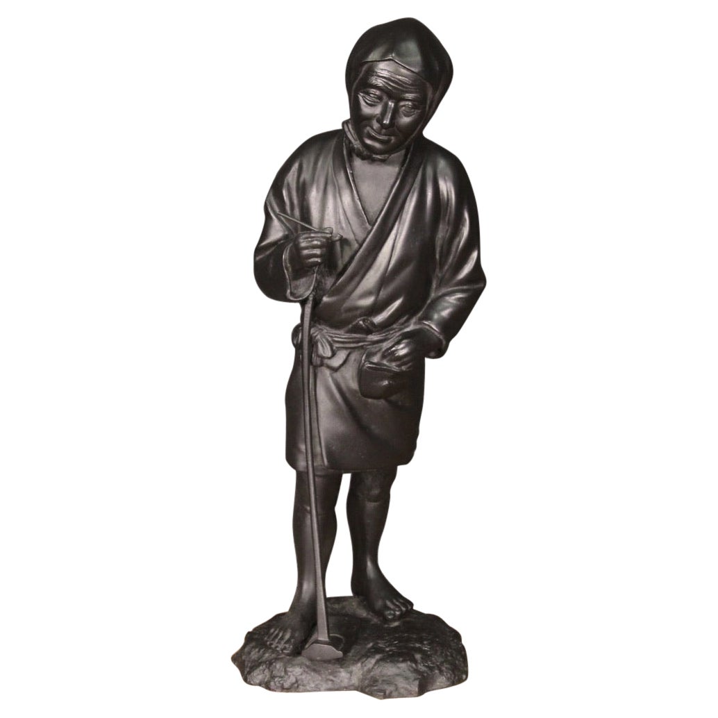 sculpture orientale japonaise antique en bronze du 20e siècle, 1970