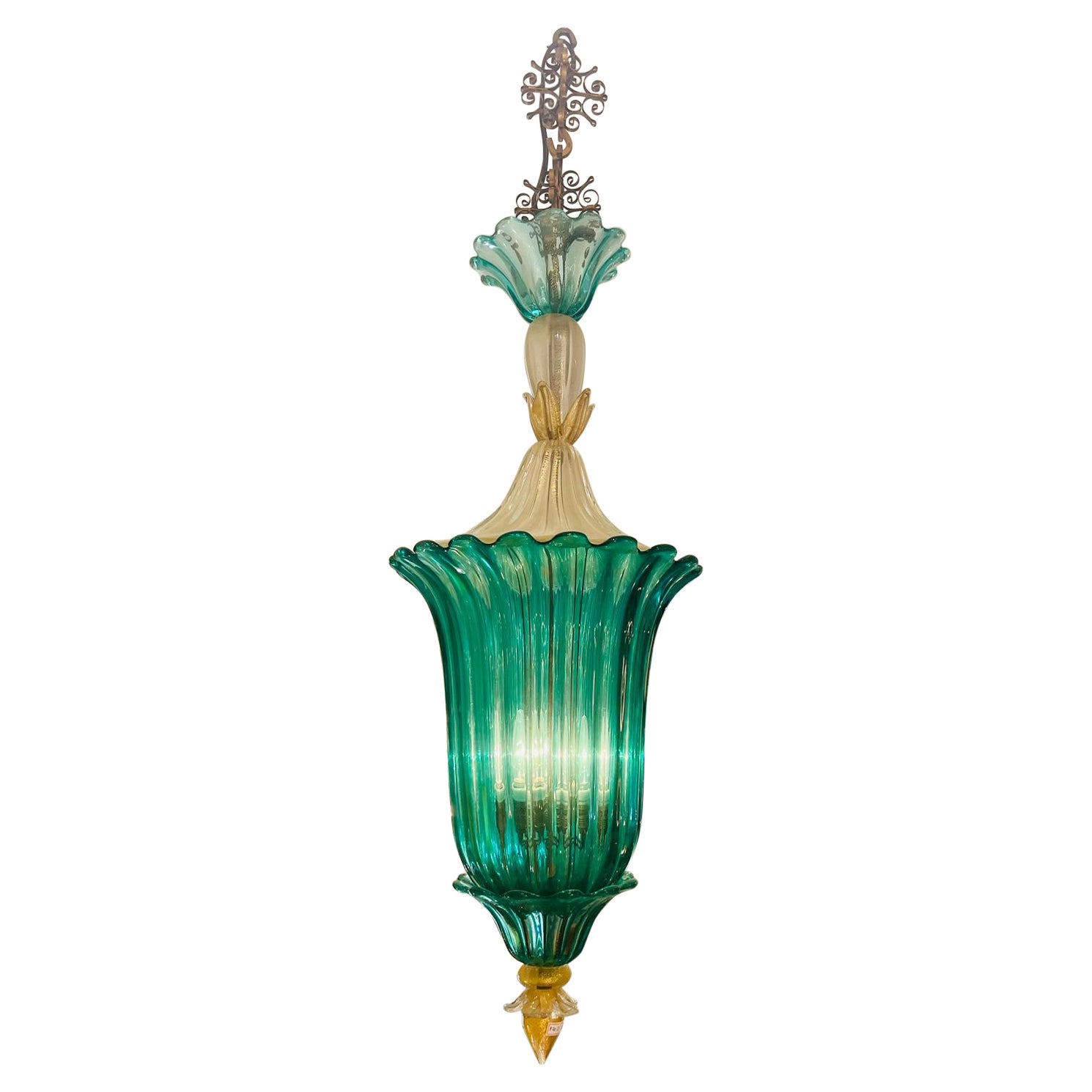 Archimede Seguso Murano glass "costolato oro" circa 1950 chandelier For Sale