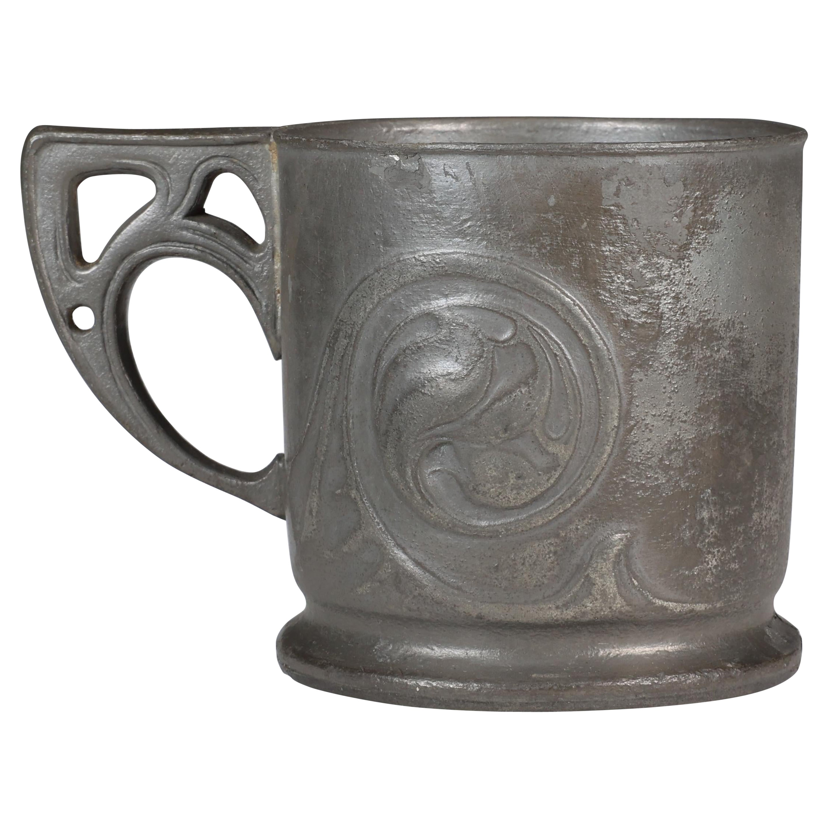 Liberty & Co Stamped Made in England Tudric Arts & Crafts pewter Christening mug For Sale