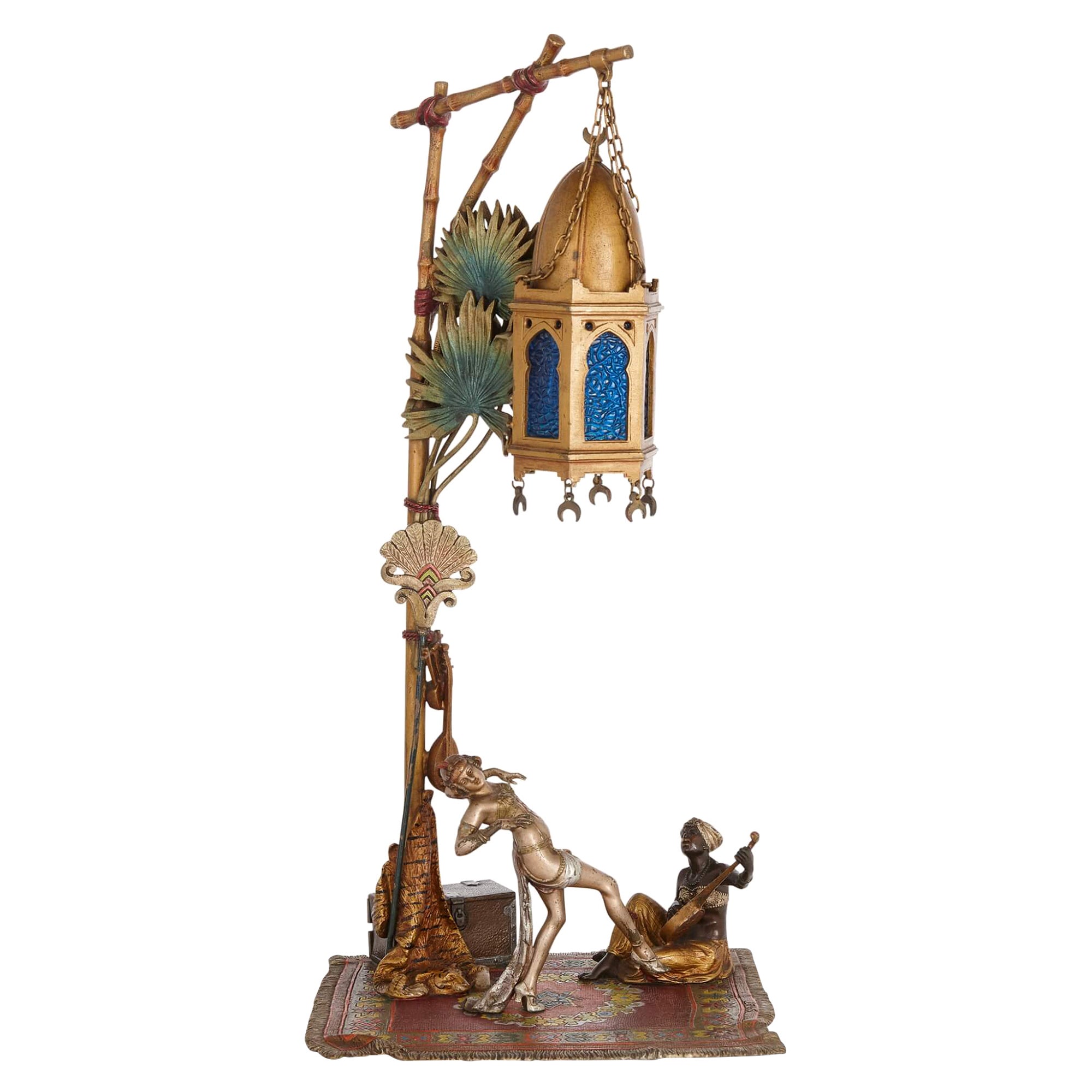 Wiener orientalische Wiener Kaltbemalte Bronze-Lampe mit einer Tänzerin, Figurative Lampe einer Tänzerin, von Zach im Angebot