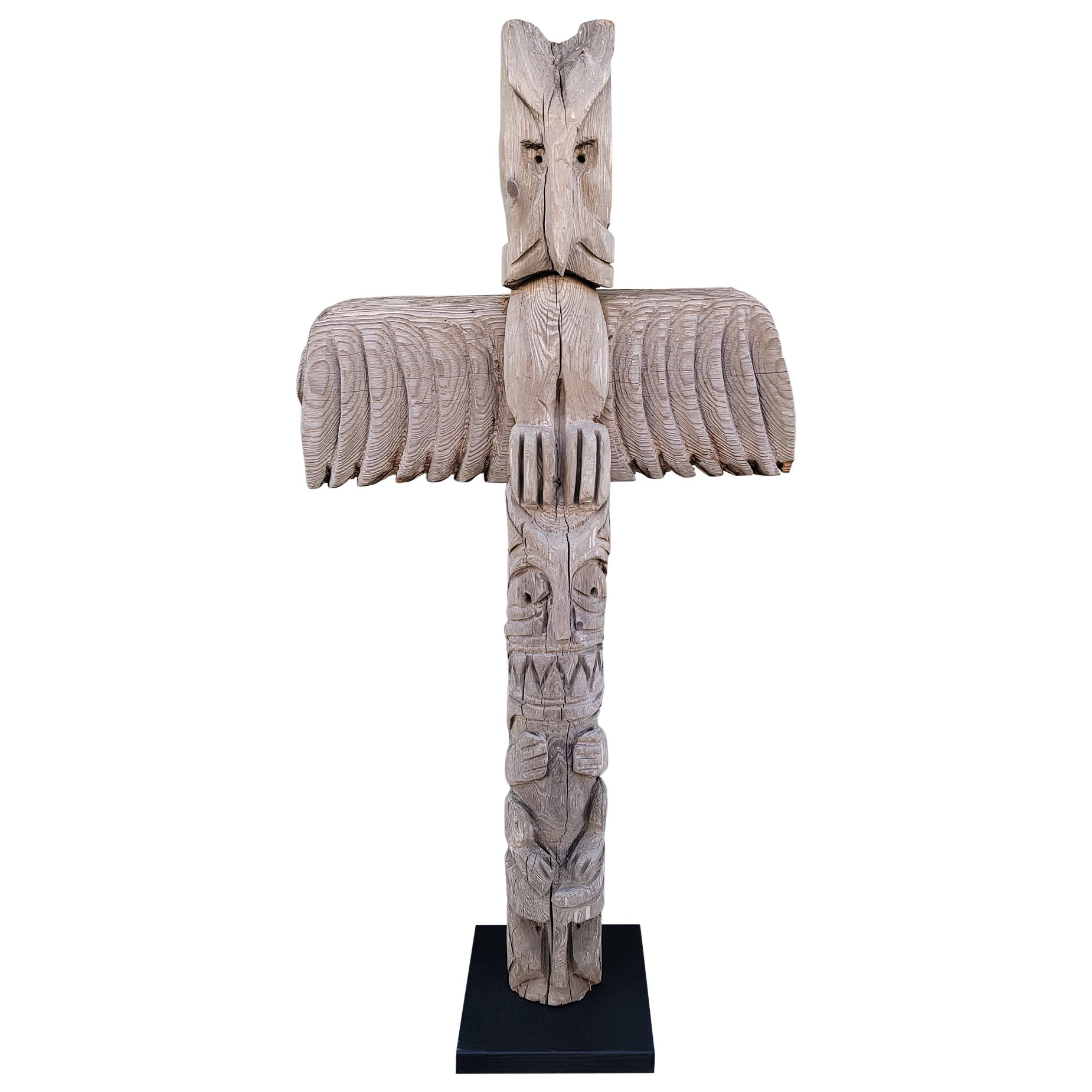 19Thc Folky American Indian Totem Pole im Angebot