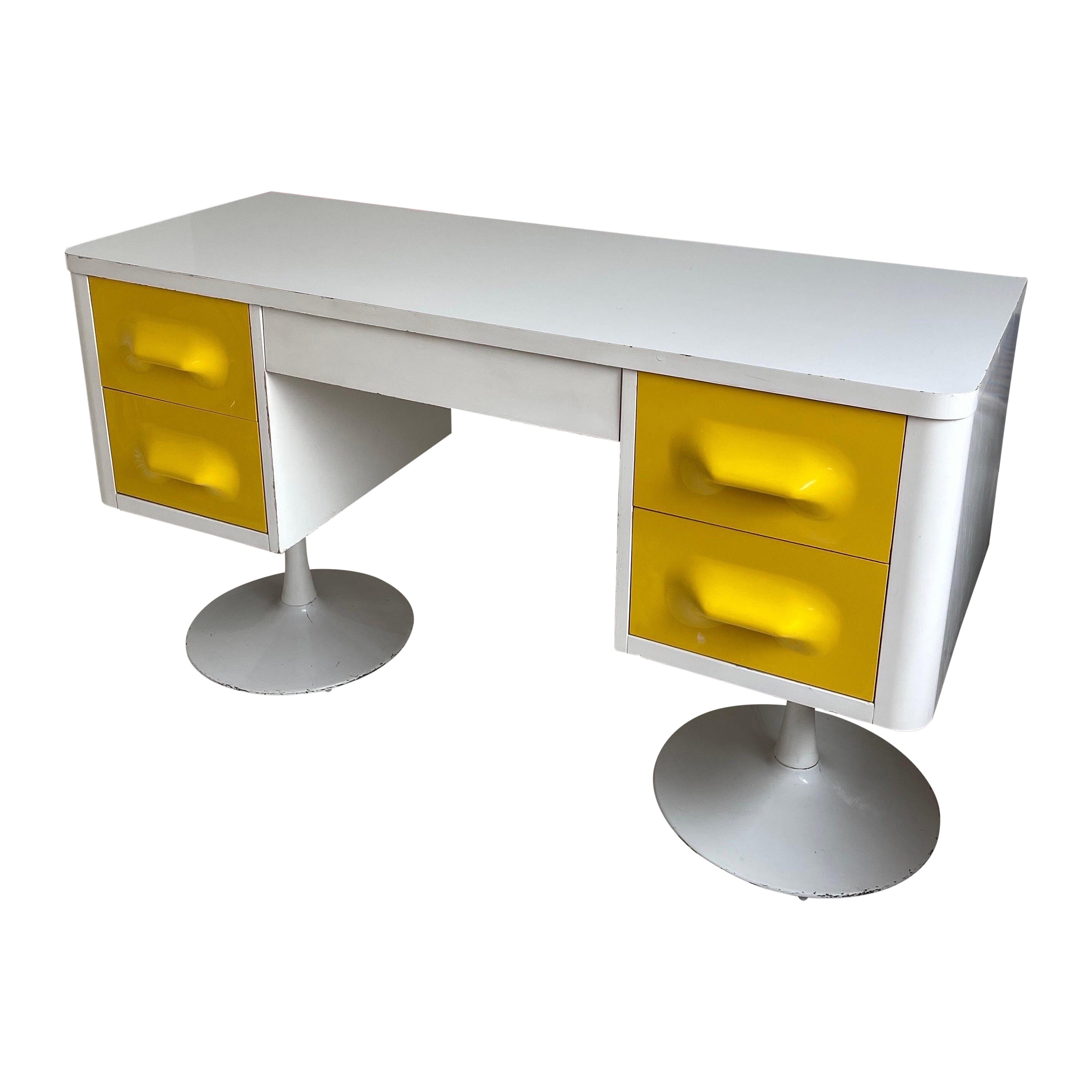 Space Age Yellow Chapter One Desk by Broyhill Premier, 1970's For Sale