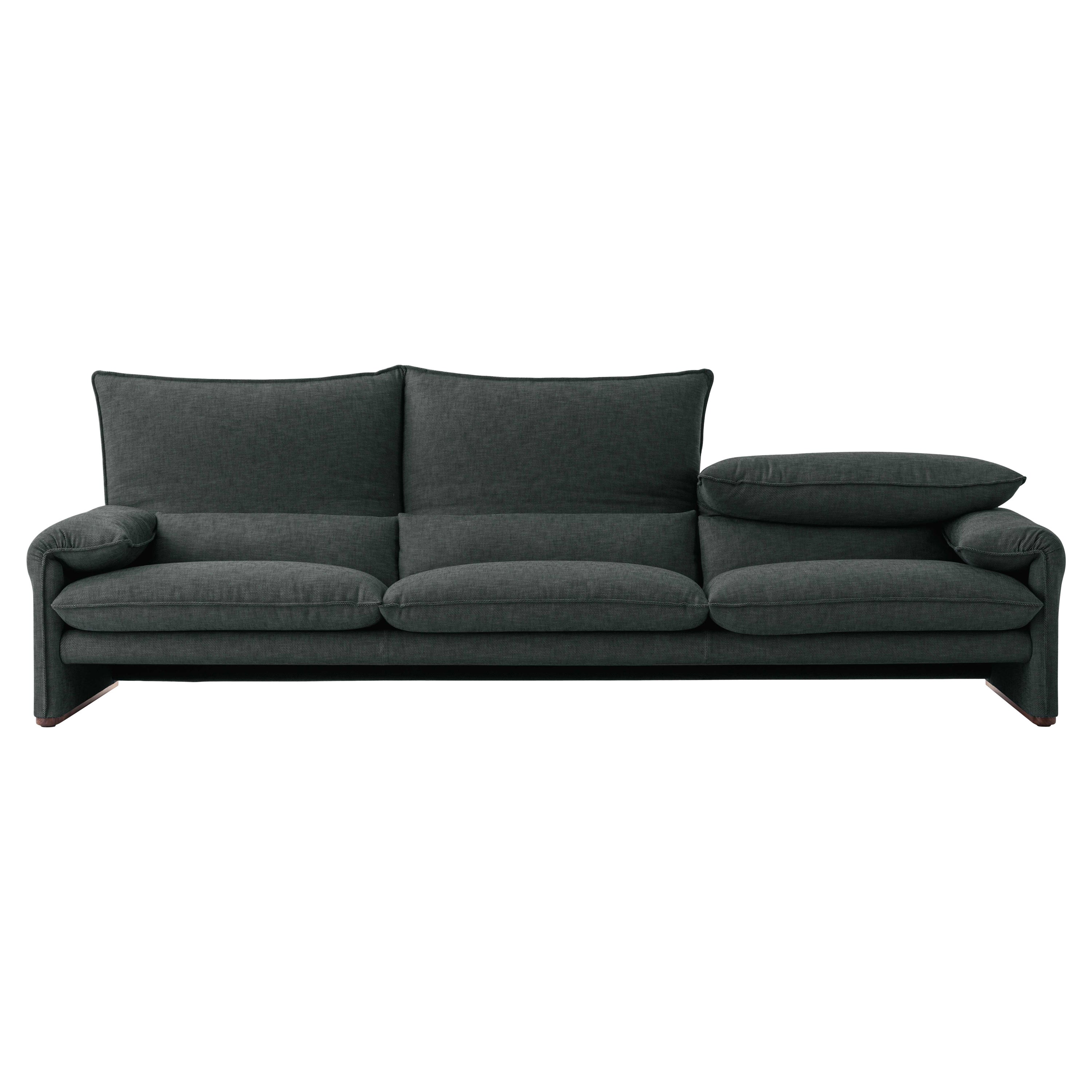 Vico Magistretti Maralunga Sofa for Cassina, Italy - new For Sale