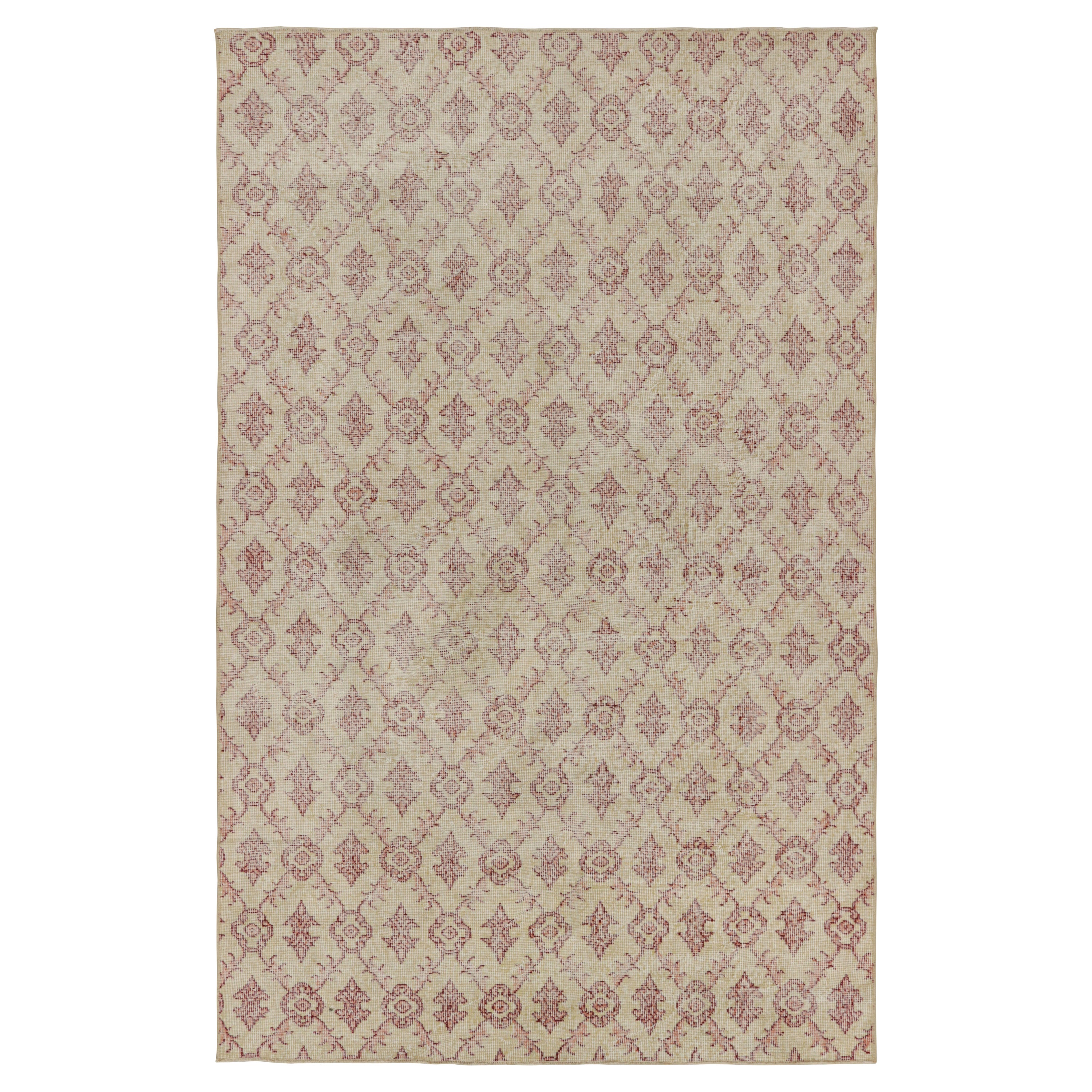 Vintage Zeki Müren Teppich in Beige mit roten Gittermustern, von Rug & Kilim im Angebot
