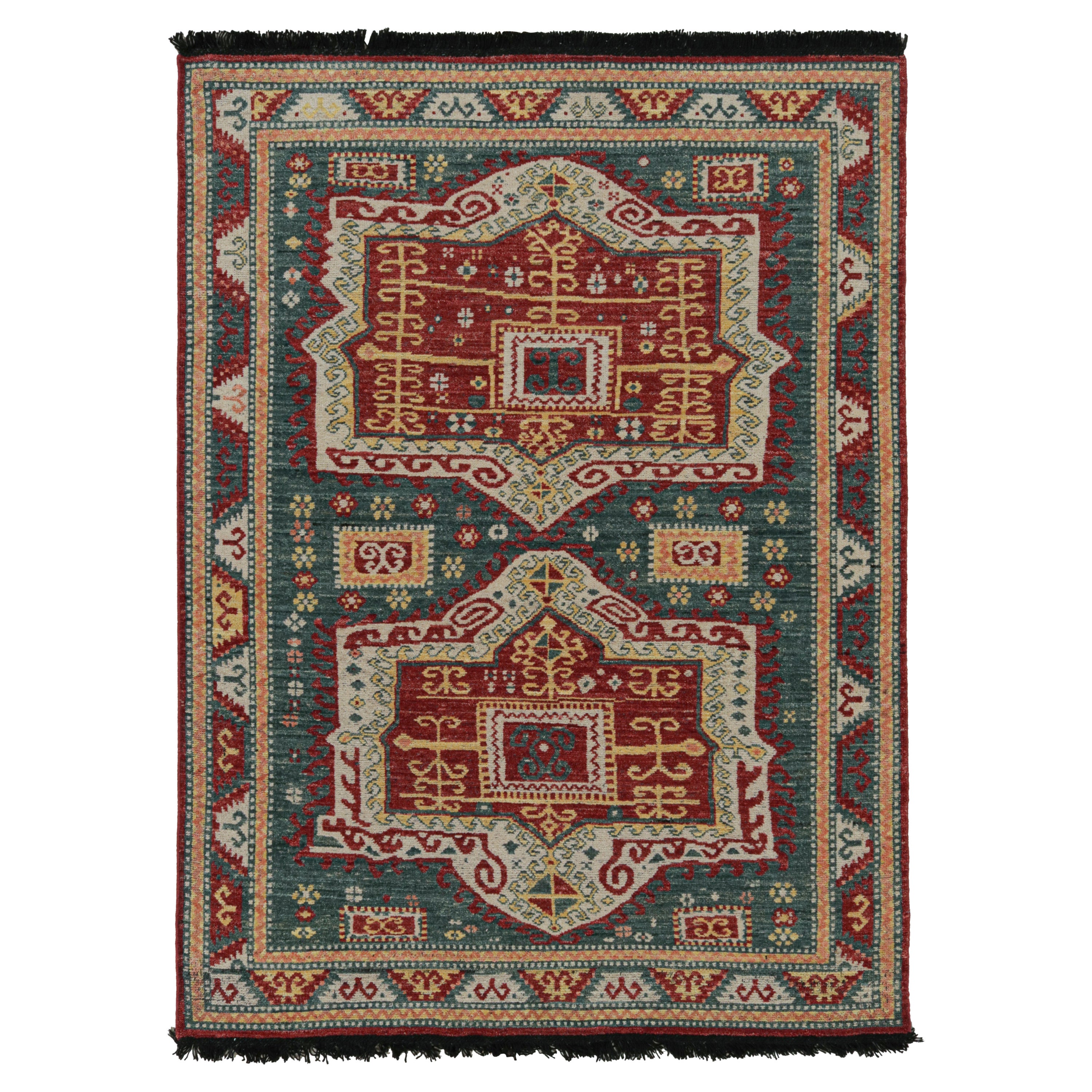 Alfombra moderna de estilo kazajo de Rug & Kilim con motivos geométricos y medallones