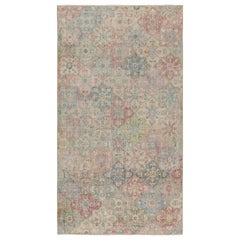 Vintage Zeki Müren Teppich, mit geometrischen Blumenmustern, von Rug & Kilim