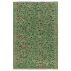 Tapis vintage Zeki Müren en vert avec motifs floraux, de Rug & Kilim