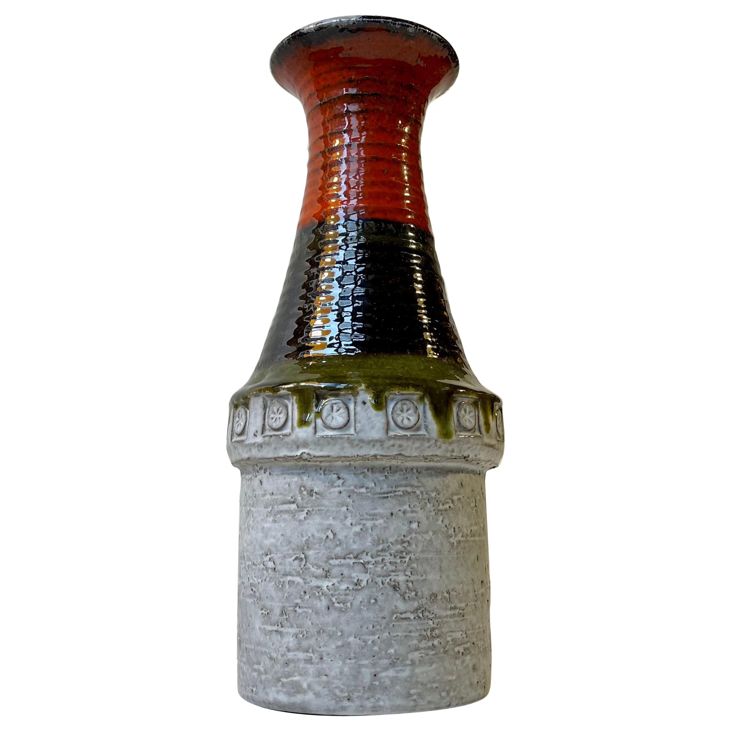 Vernissé  Vase italien en grès Chamotte attribué à Aldo Londi pour Bitossi en vente