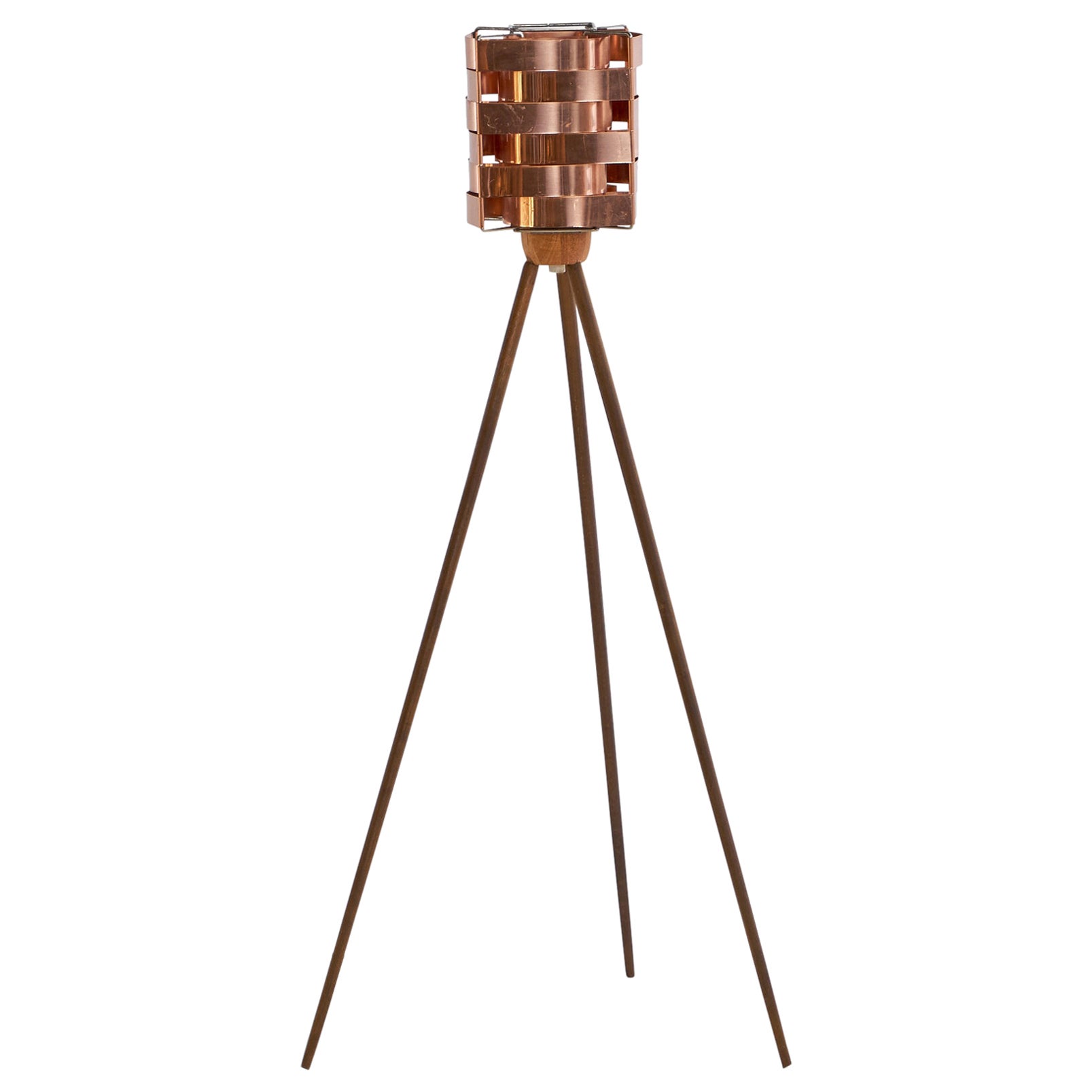 Designer svedese, piccola lampada da terra, teak, rame, Svezia, anni '50