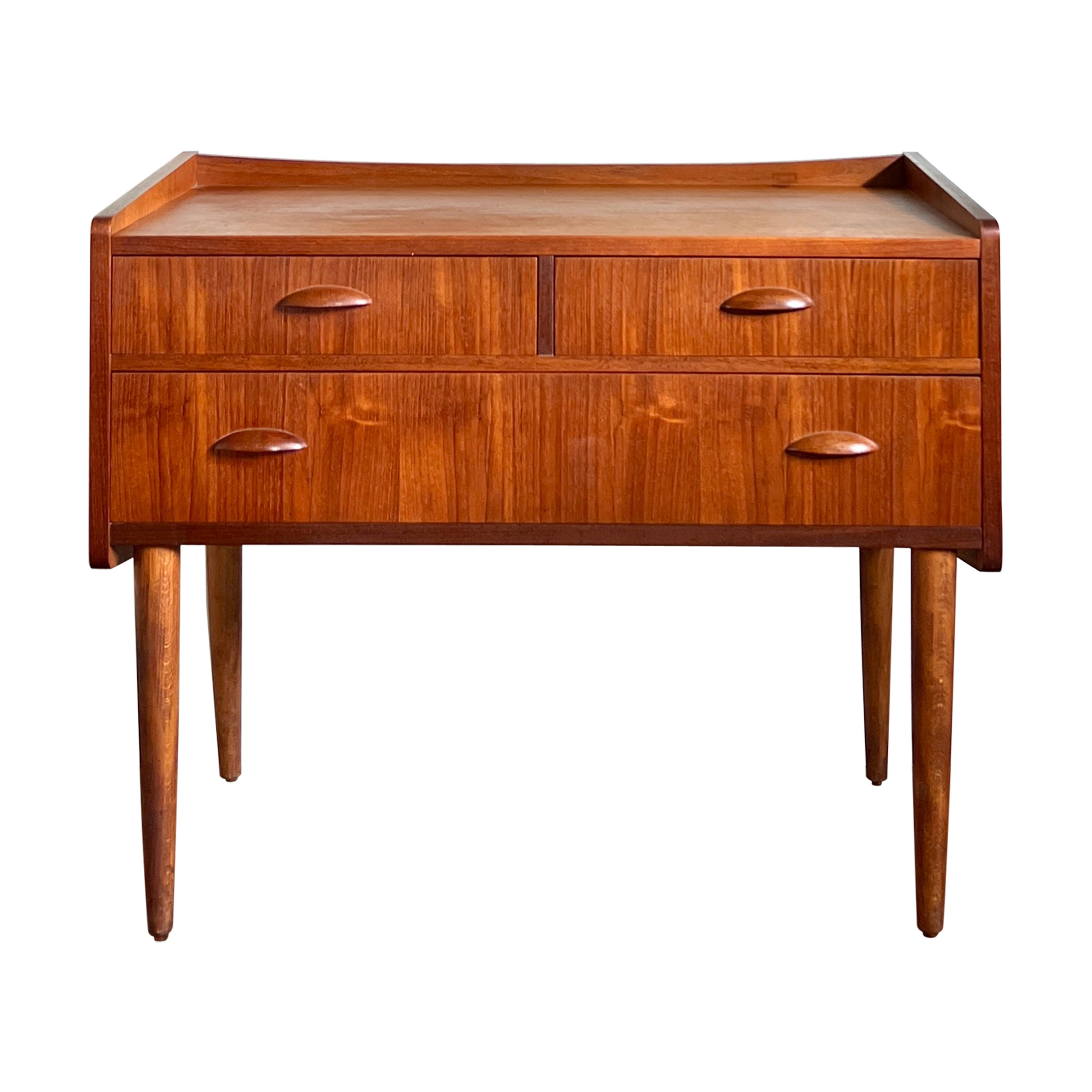 A vintage Danish teak chest or desk with a beautiful teak grain, circa 1960 For Sale