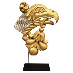 Grande tête d'aigle en bois doré sculpté d'Italie, vers 1750
